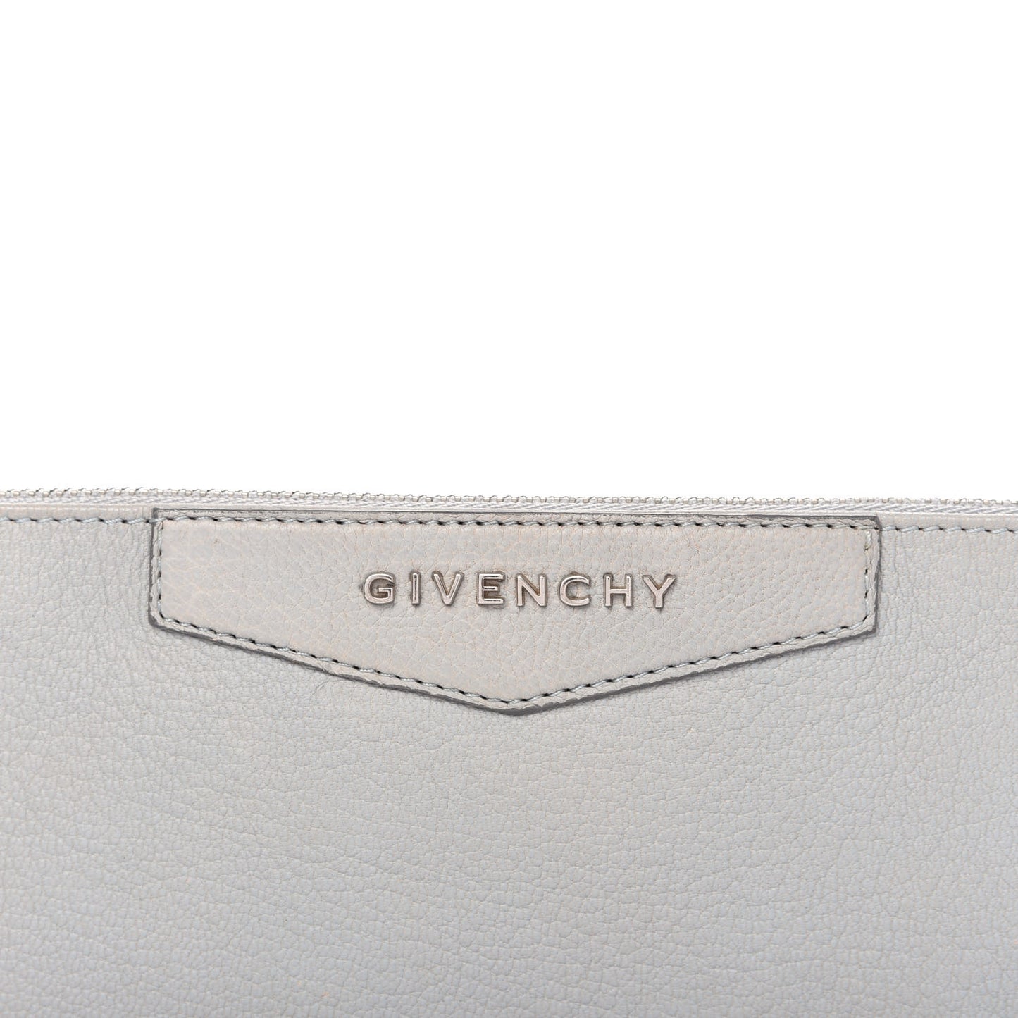 Sugar Goatskin Medium Antigona Pouch Pearl Grey