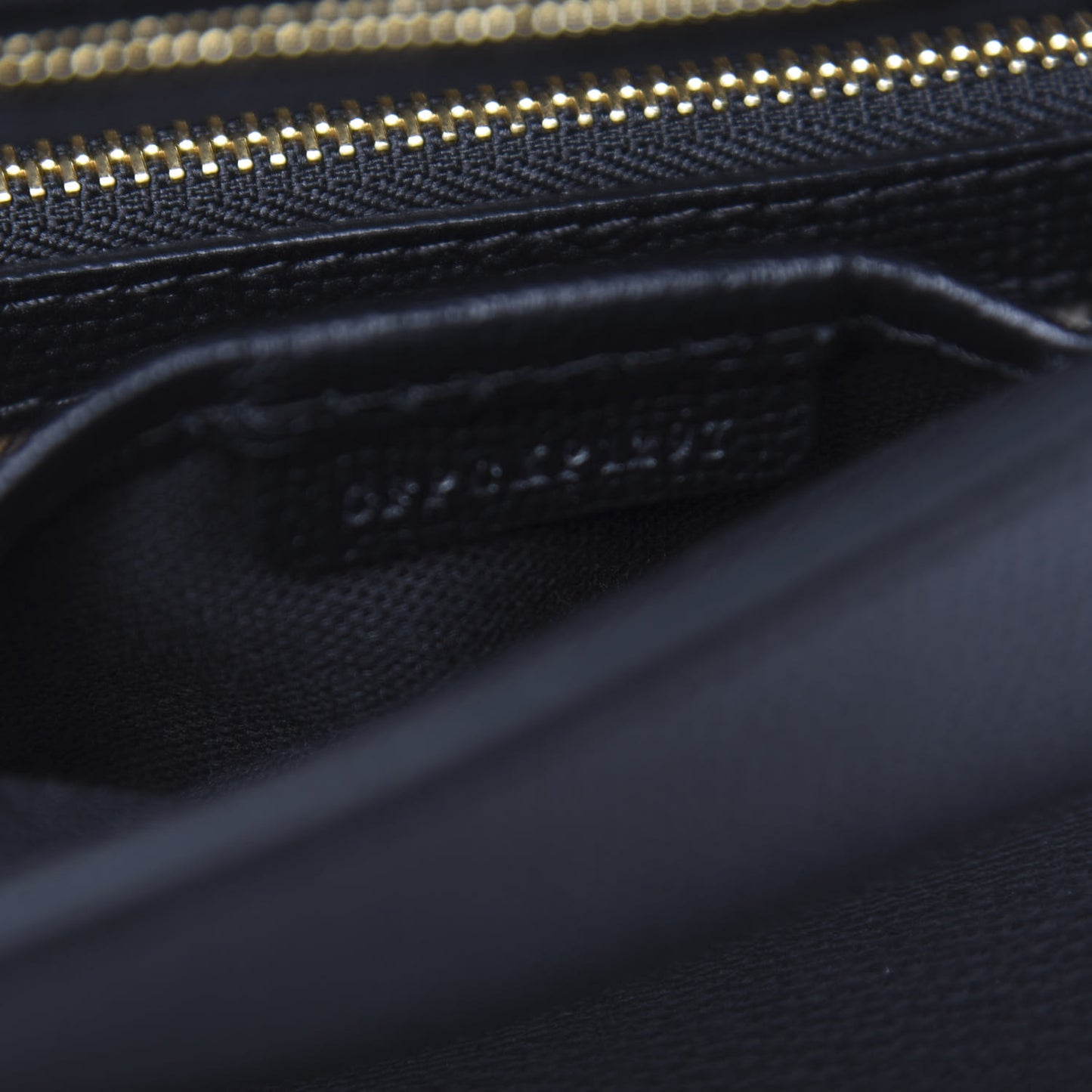 Derby Calfskin House Check Medium Camberley Black