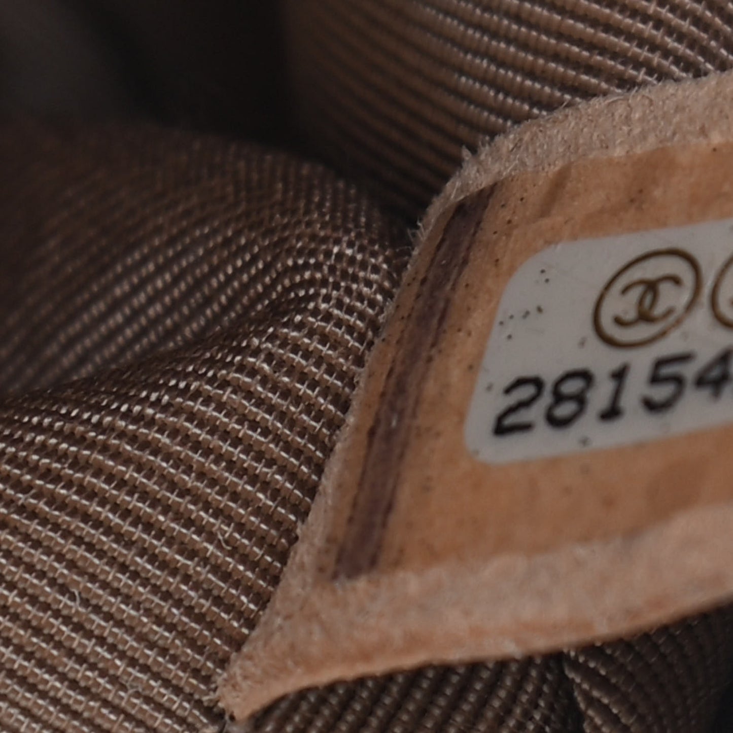Caviar Quilted Medium Boy Flap Beige