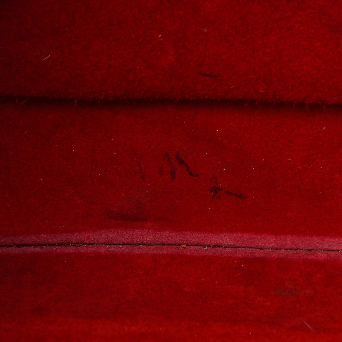 Taurillon Clemence Evelyne III PM Rouge Casaque