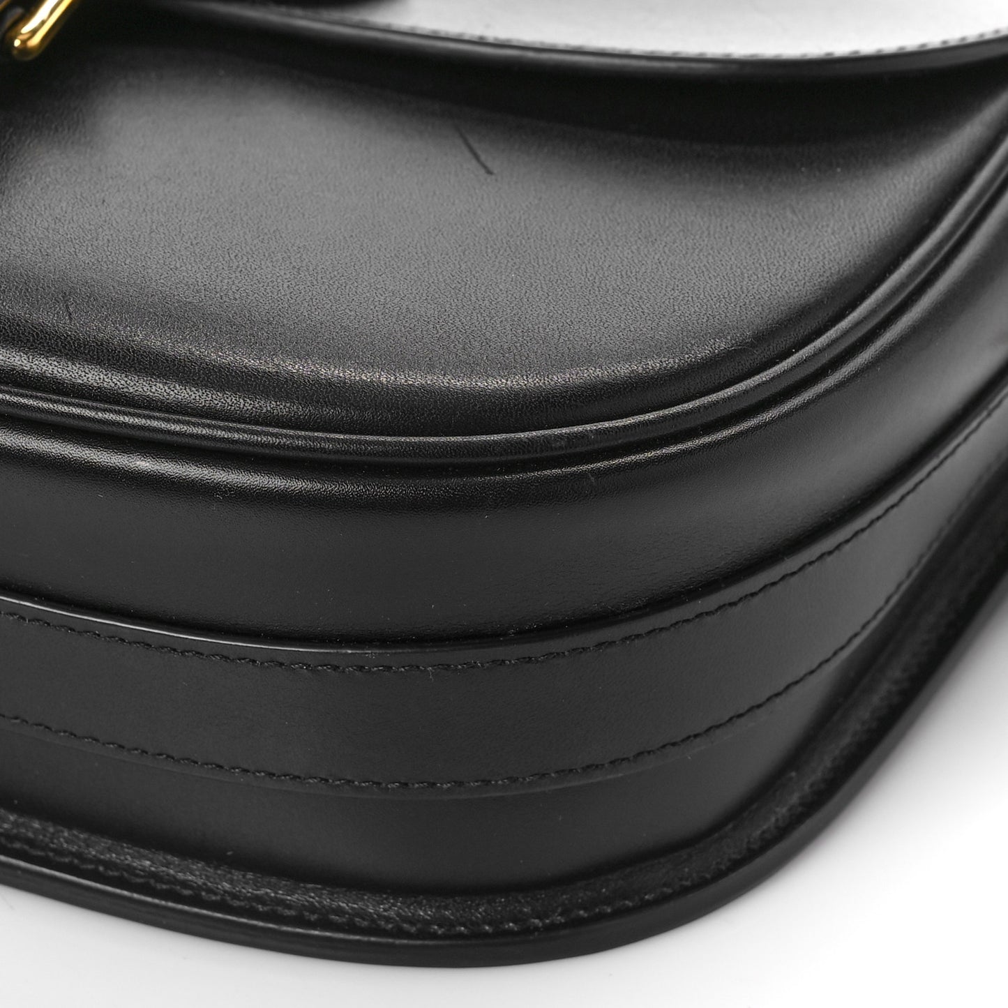 Box Calfskin Medium Bobby Flap Black