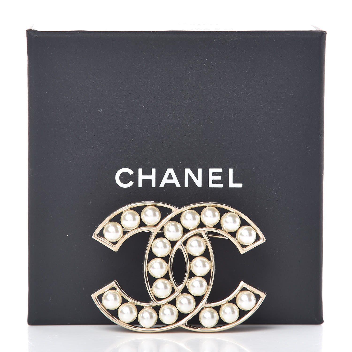 Chanel Pearl CC Brooch Light Gold 5 of 5