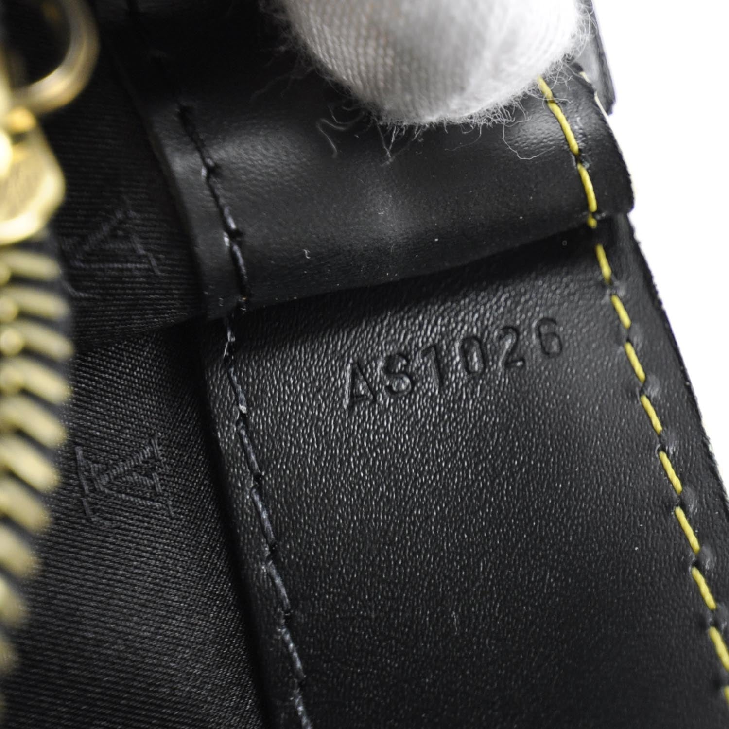 Louis Vuitton Suhali Le Fabuleux Black 8 of 9