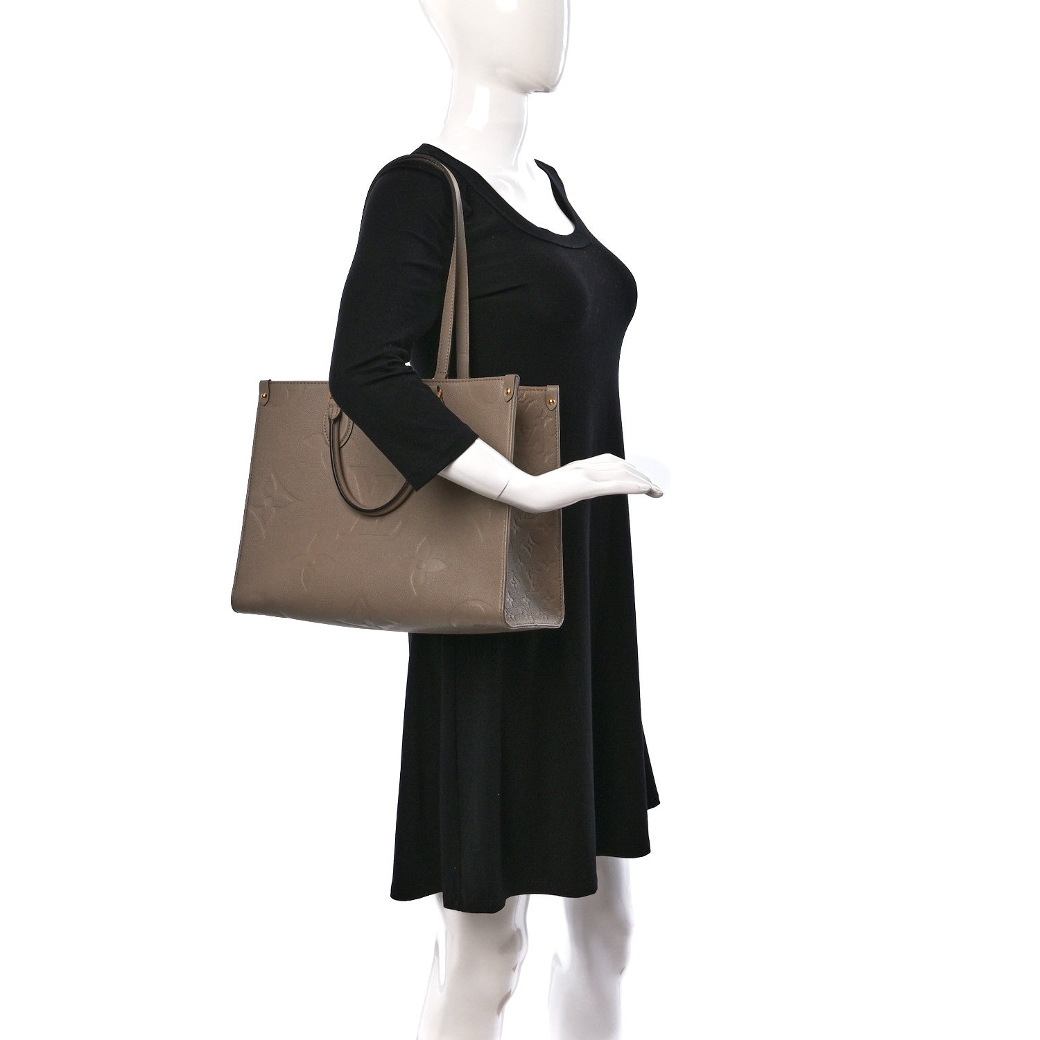 Louis Vuitton Empreinte Monogram Giant Onthego MM Tourterelle 2 of 10