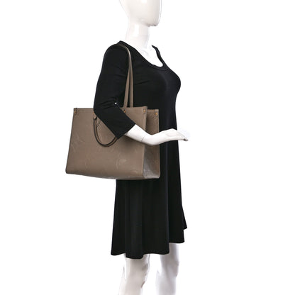 Louis Vuitton Empreinte Monogram Giant Onthego MM Tourterelle 2 of 10