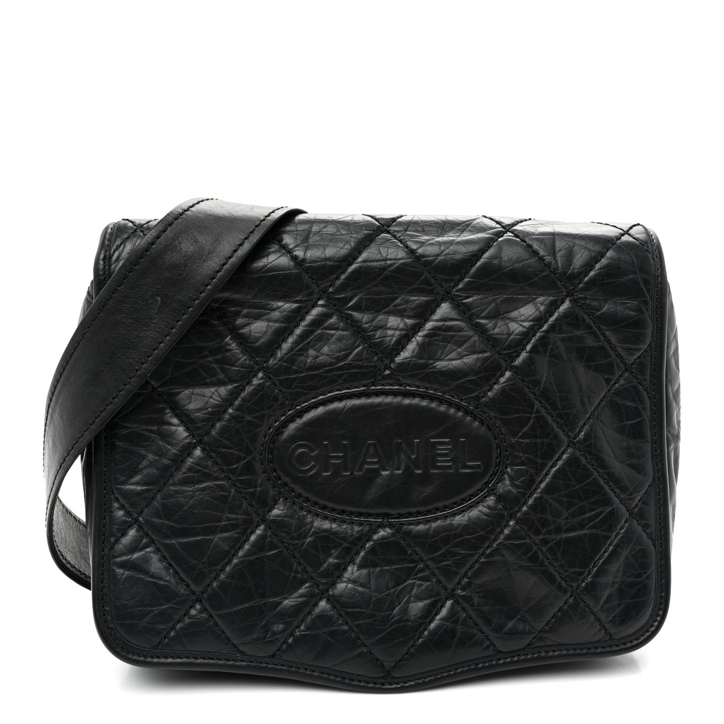 Aged Calfskin Quilted Vintage Ligne Messenger Flap Black