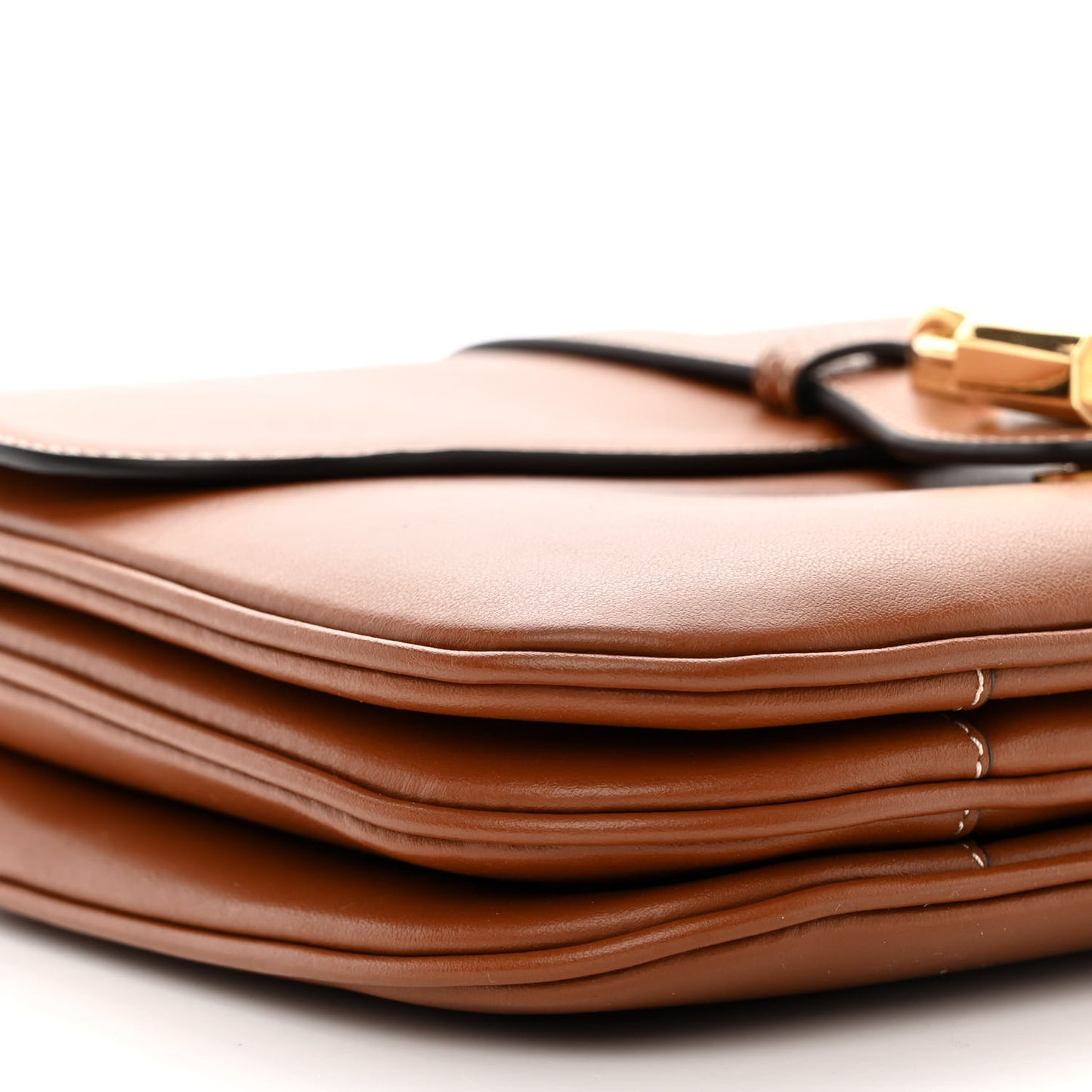 Smooth Calfskin Medium Tabou Tan