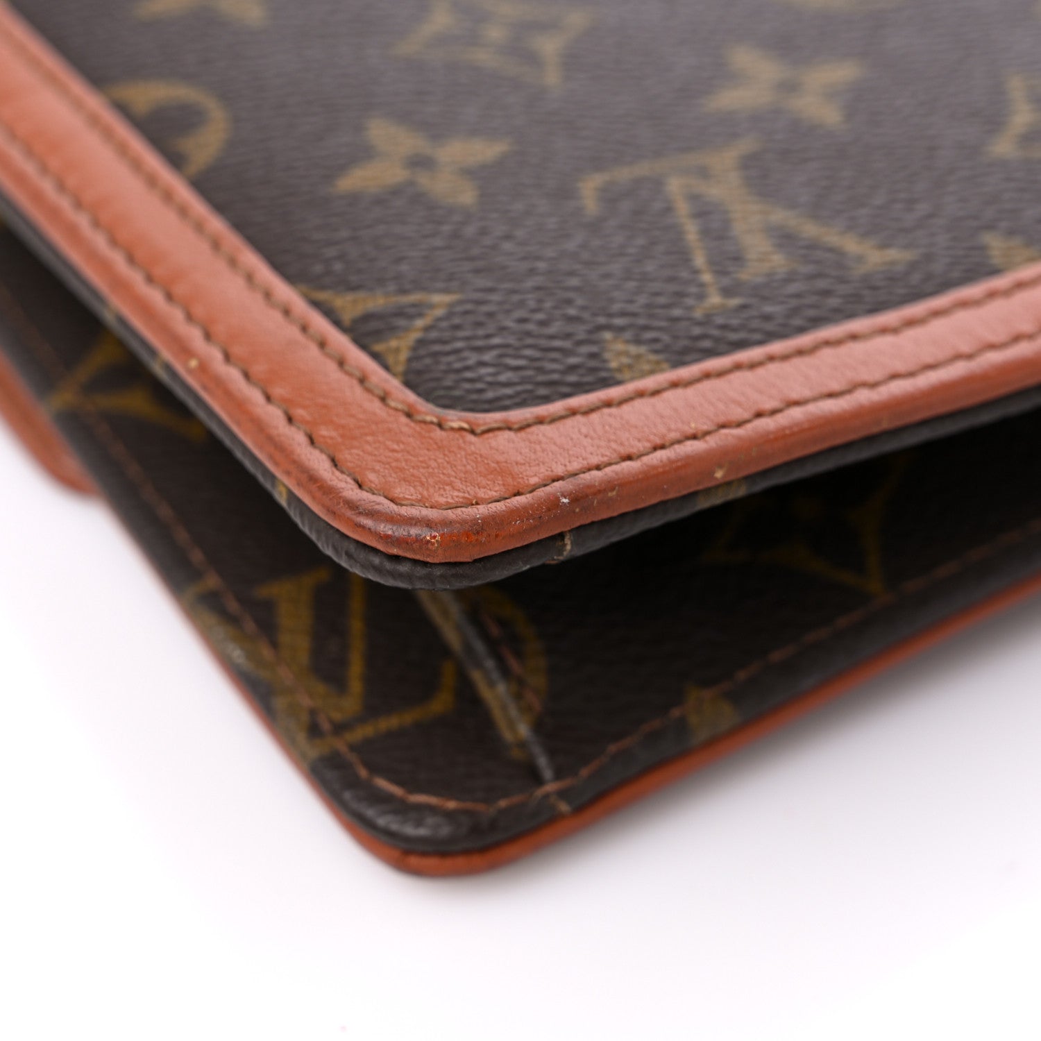 Louis Vuitton Monogram Pochette Dame 26 9 of 14