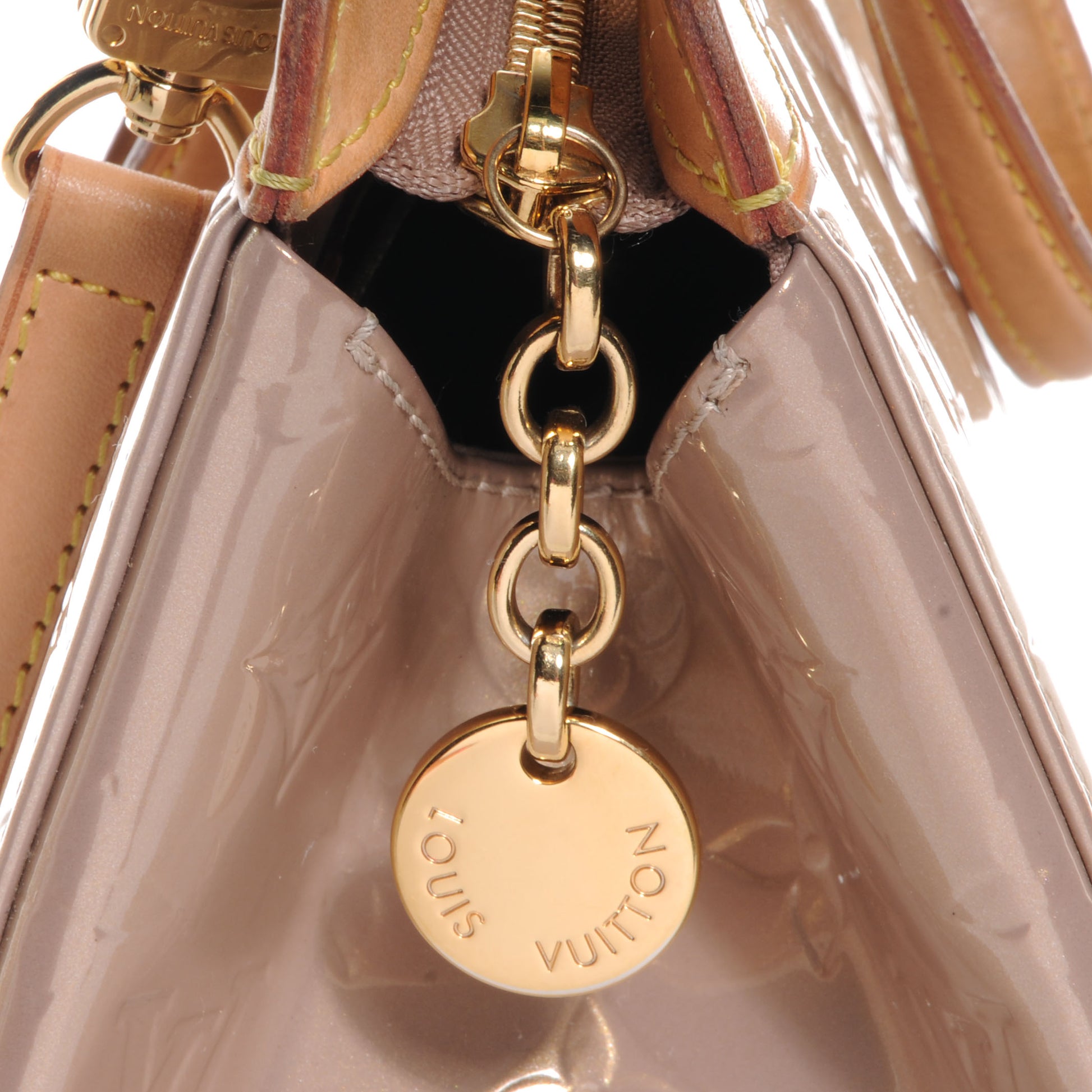 Louis Vuitton Vernis Brea MM Beige Poudre 8 of 9