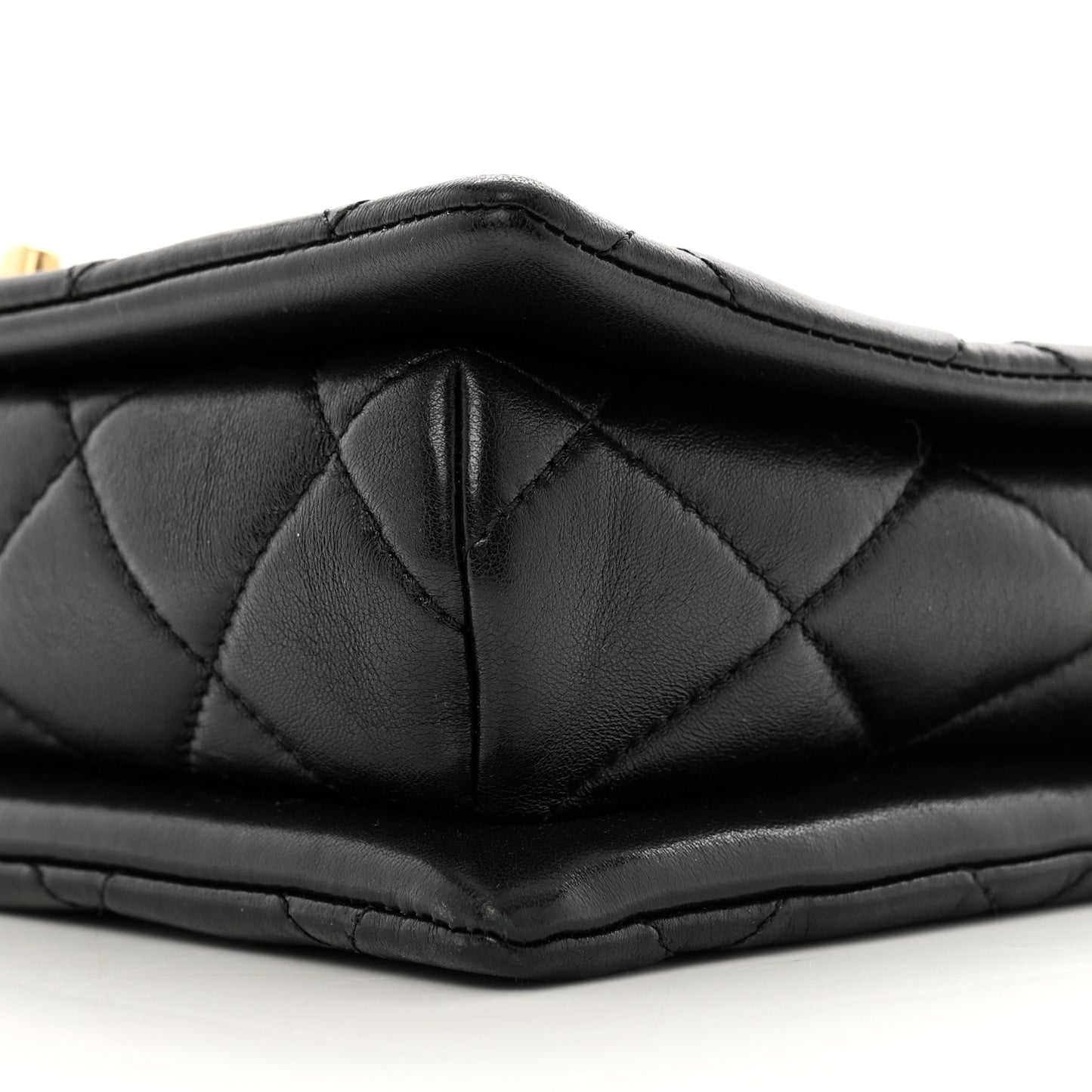 Lambskin Quilted Enamel CC Chain Flap Black