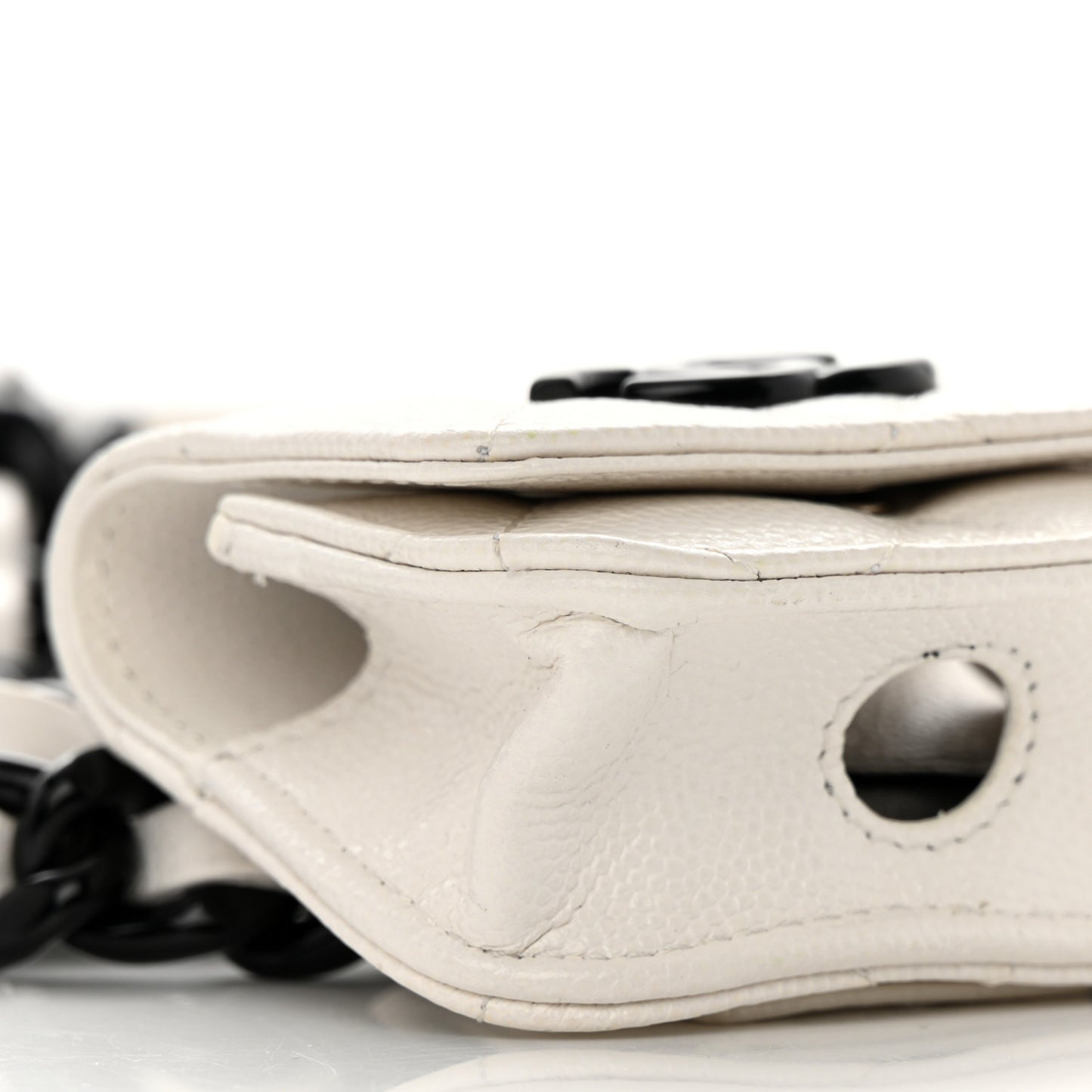 Caviar Quilted Airpods Pro Holder Belt White