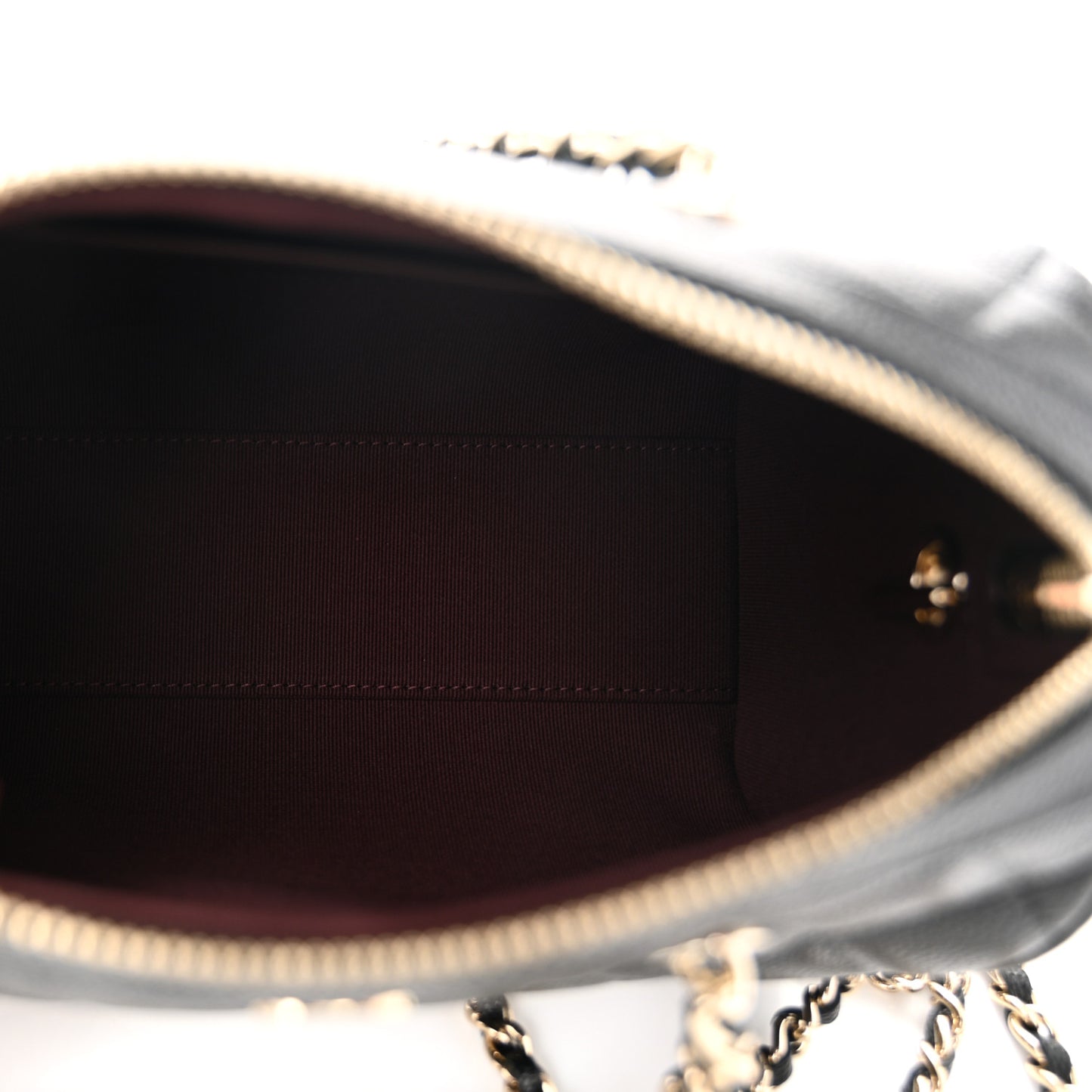 Caviar Quilted Barrel Clutch With Chain Black