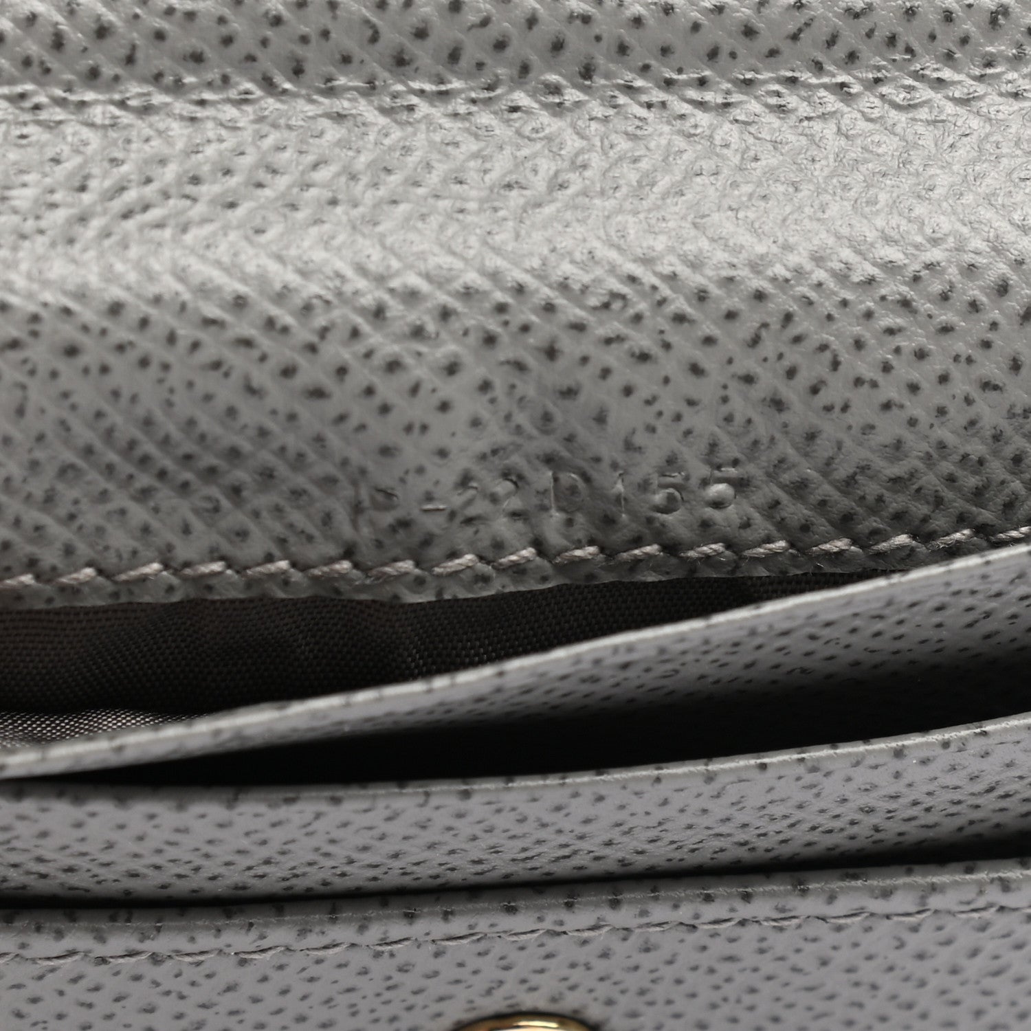 Salvatore Ferragamo Grained Calfskin Vara Bow Cardholder Pale Grey 5 of 8