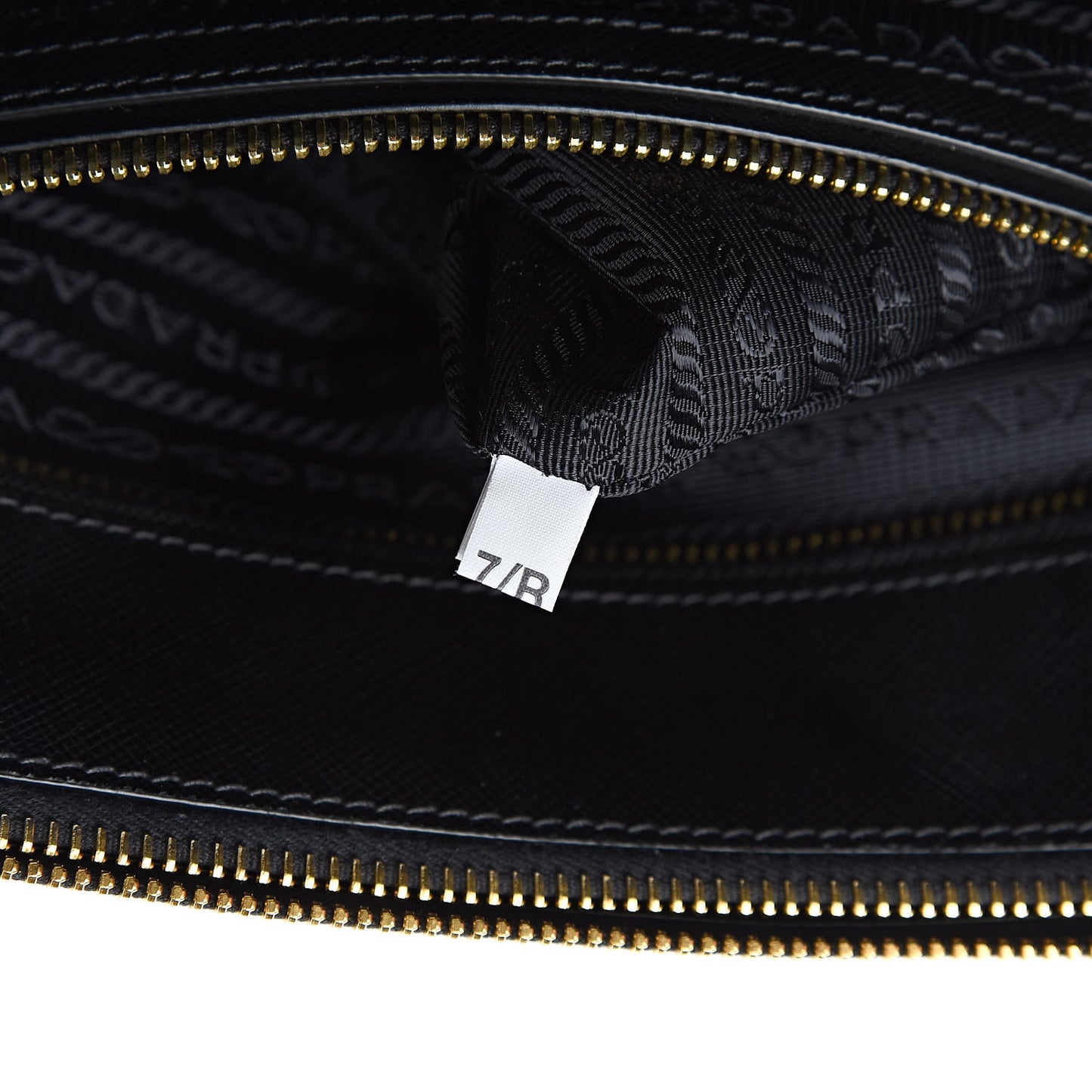 Saffiano Medium Galleria Double Zip Tote Black