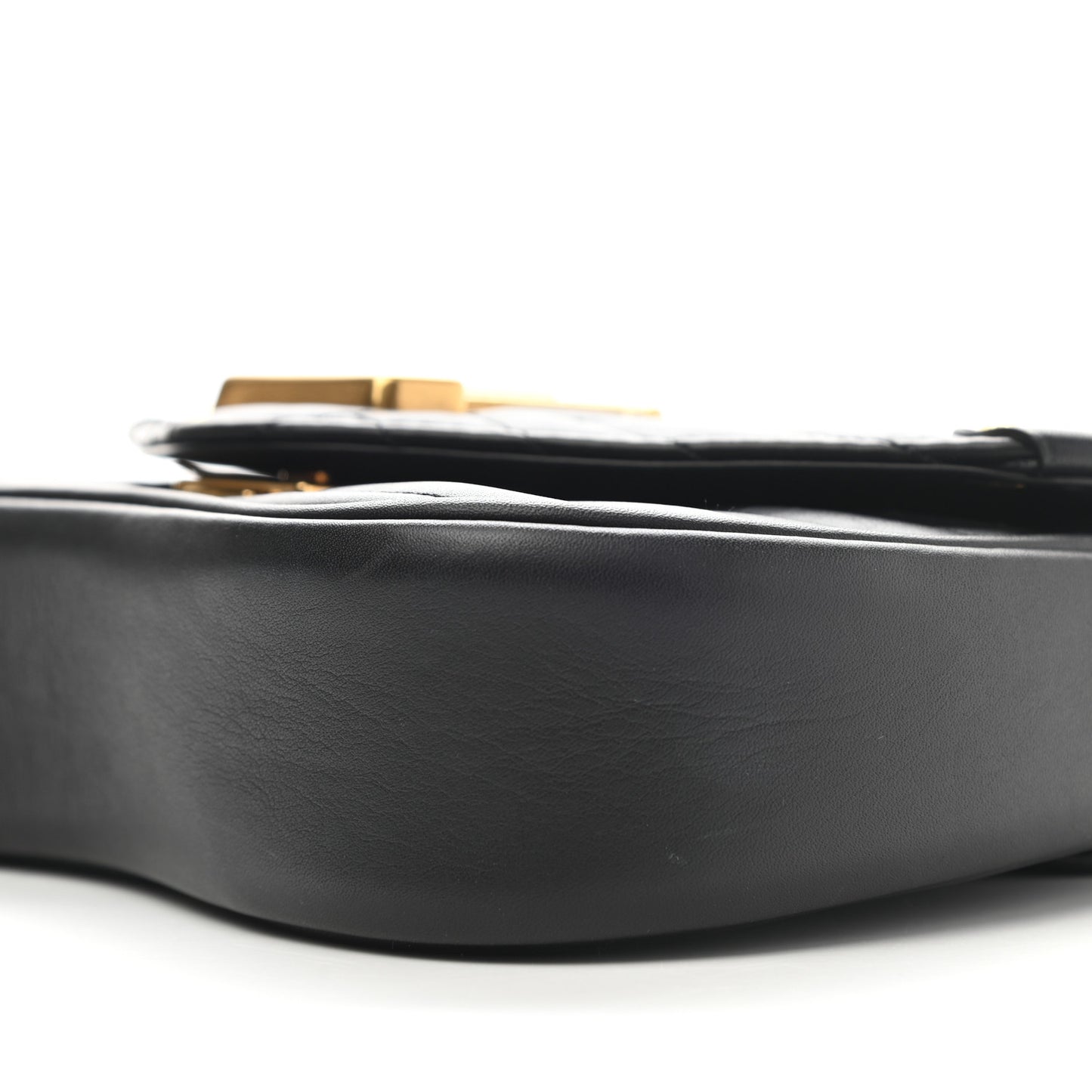 Calfskin New Wave Chain PM Black