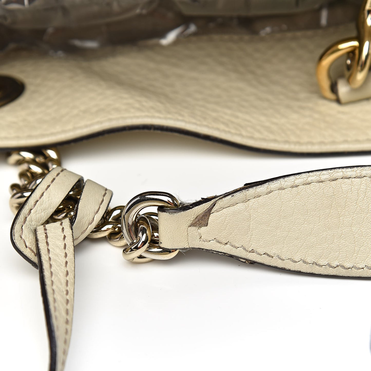 Pebbled Calfskin Medium Soho Chain Shoulder Bag Off White