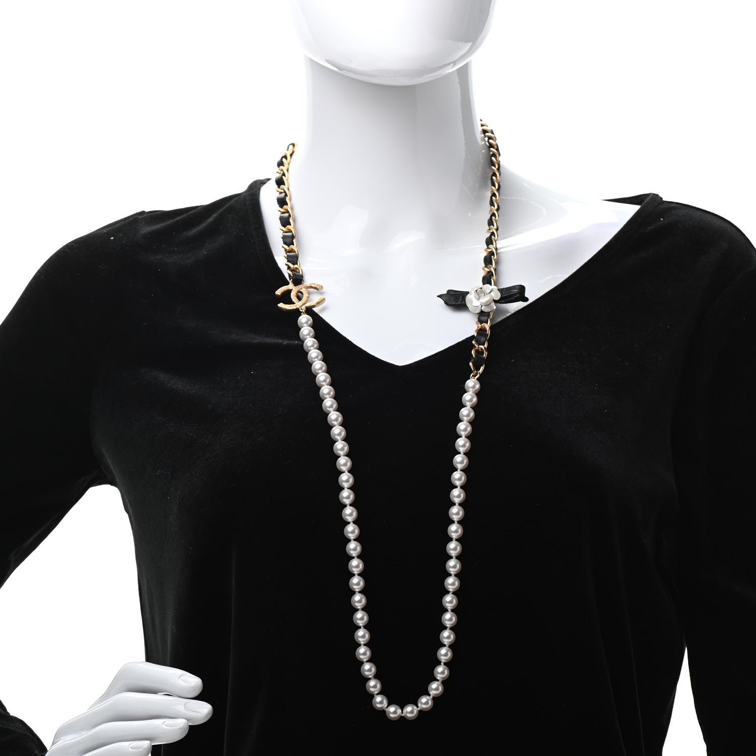 Chanel Pearl Lambskin CC Camellia Necklace Black Gold 2 of 7