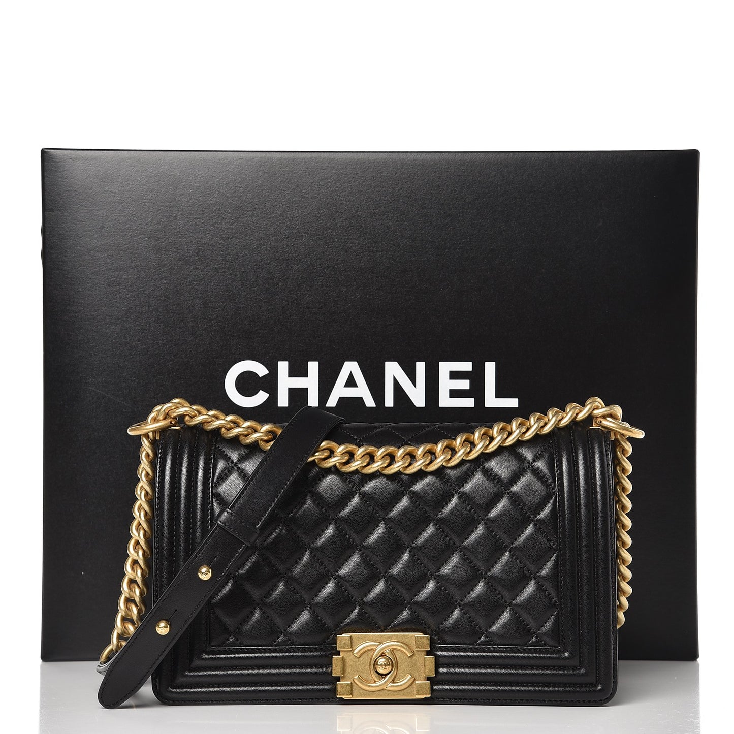 Lambskin Quilted Medium Boy Flap Black