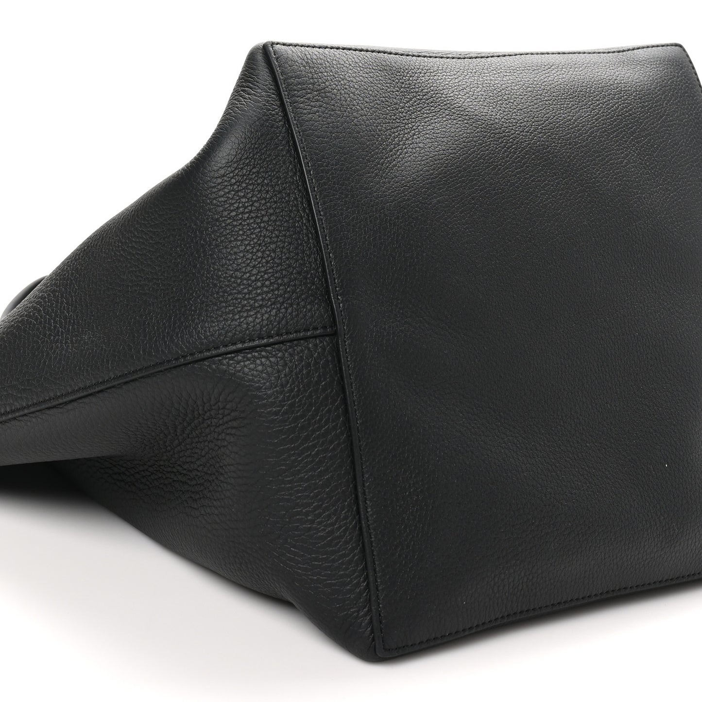 Grained Calfskin Park Tote Three Black