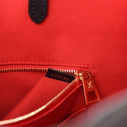 Louis Vuitton Reverse Monogram Giant Onthego MM 9 of 10