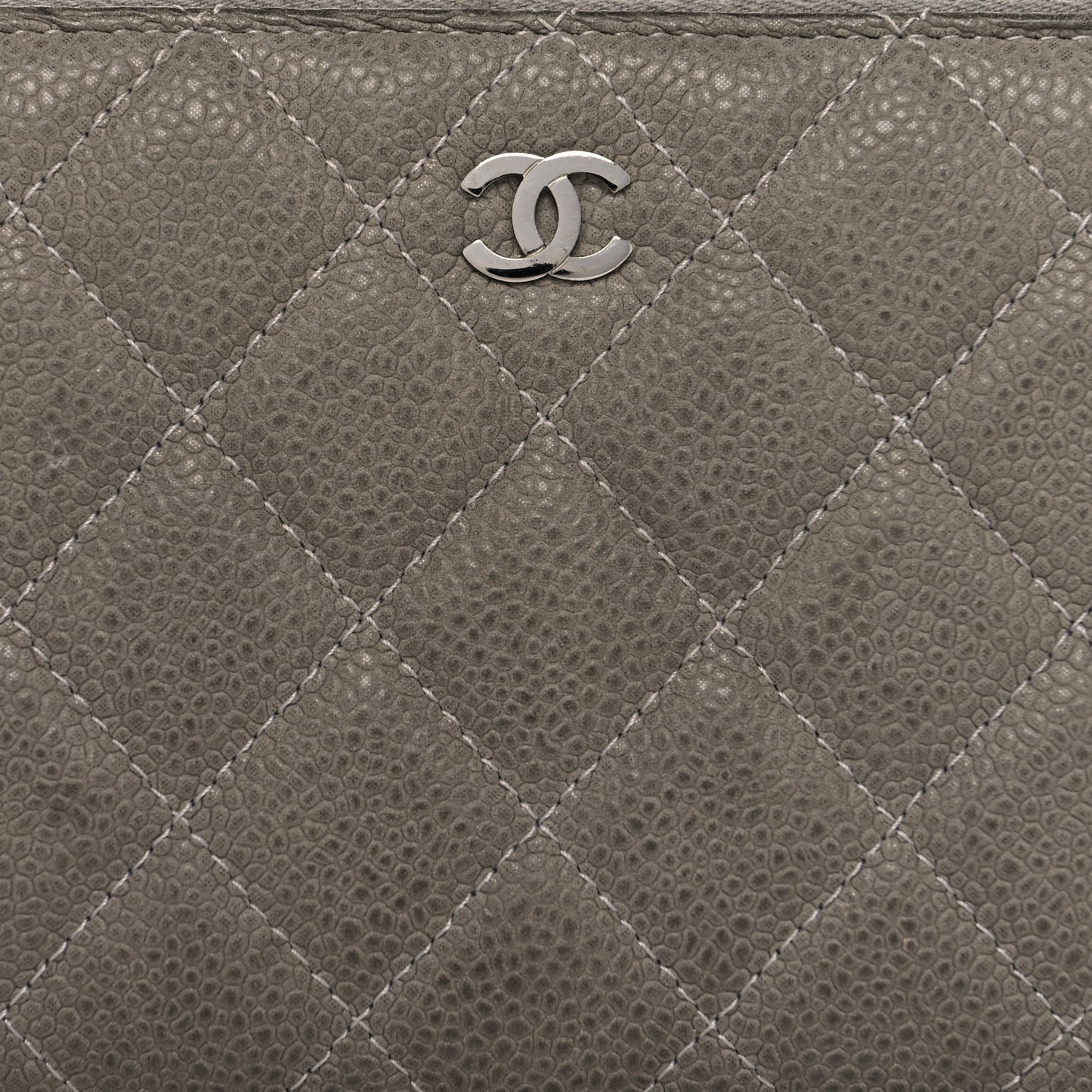 Caviar Quilted Large Gusset Zip Around Wallet Grey