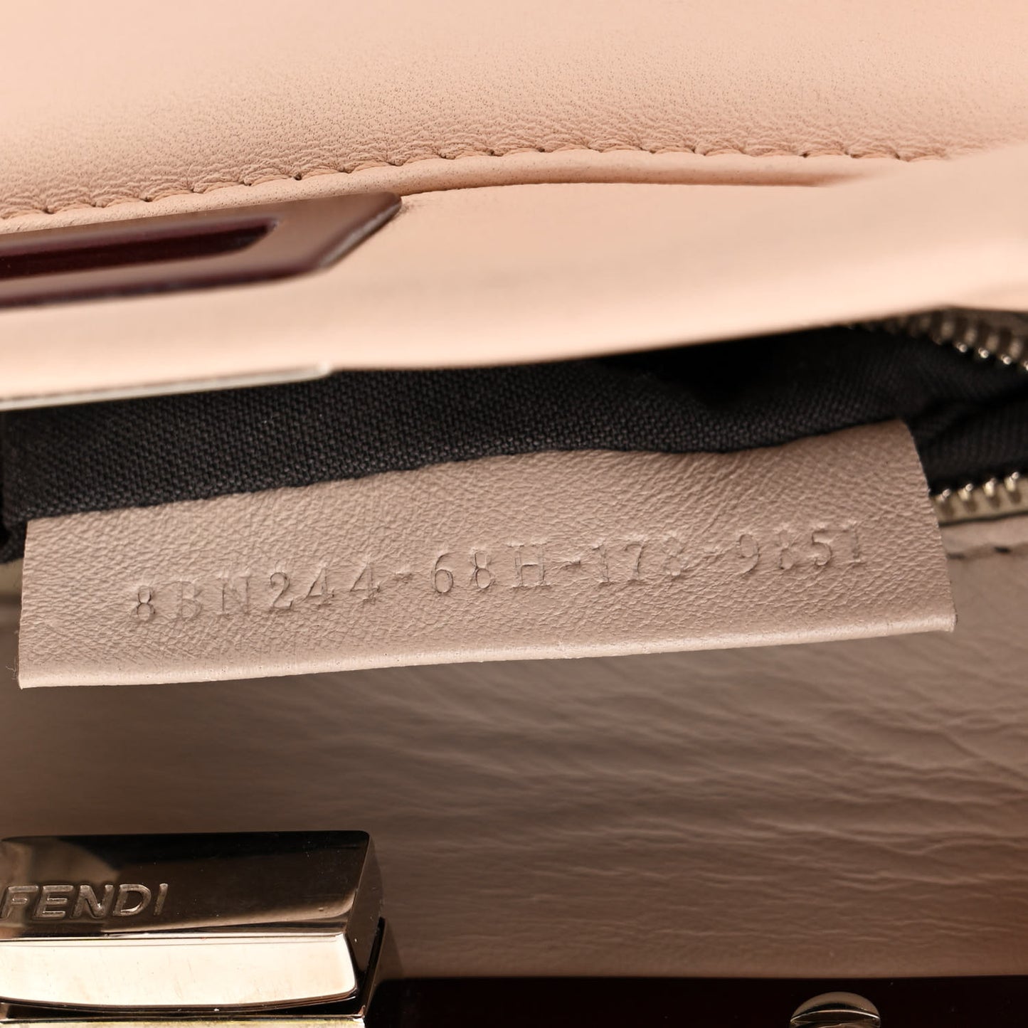 Nappa Colorblock Mini Peekaboo Iconic Satchel Plaster Banana Grigio Polvere