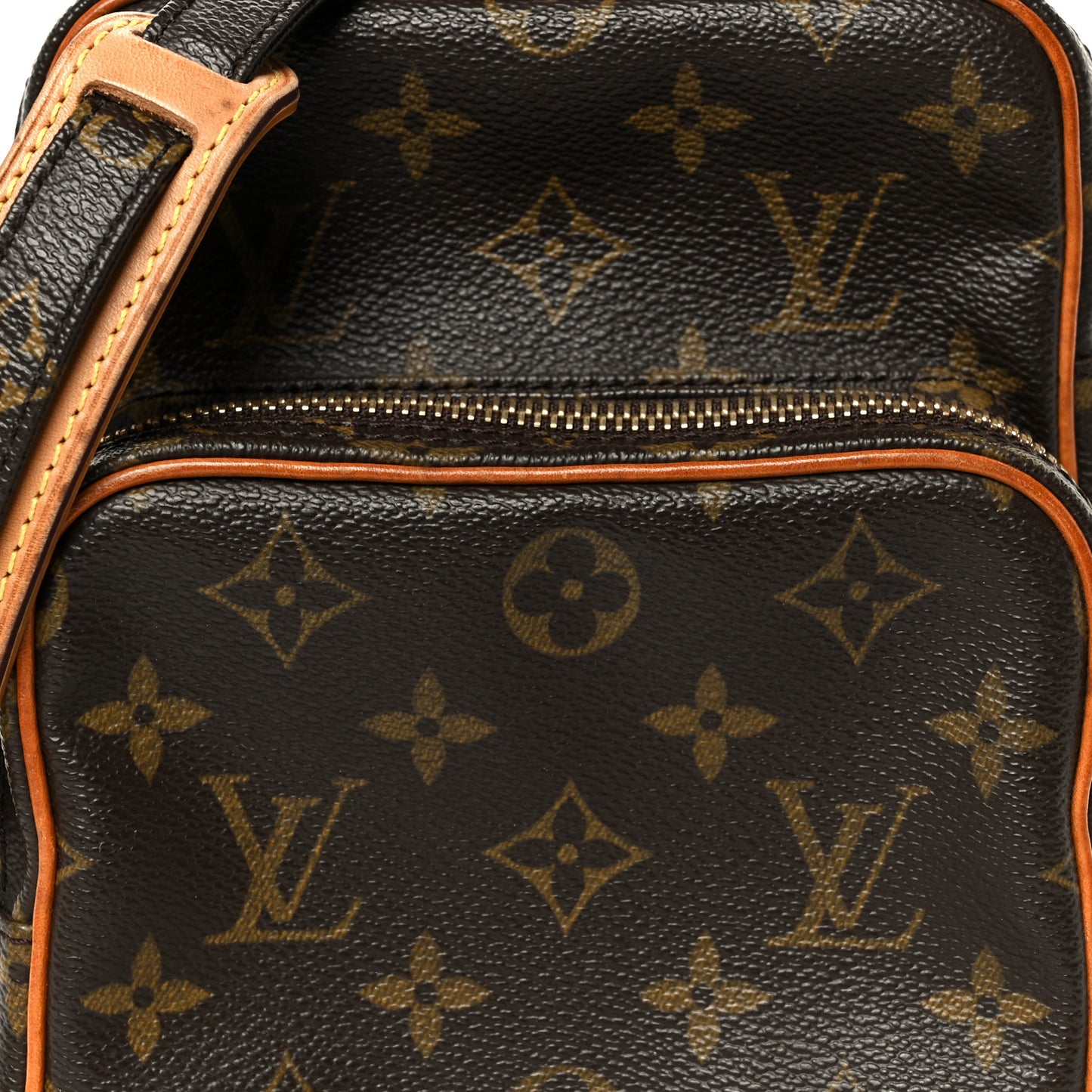 Monogram Amazone