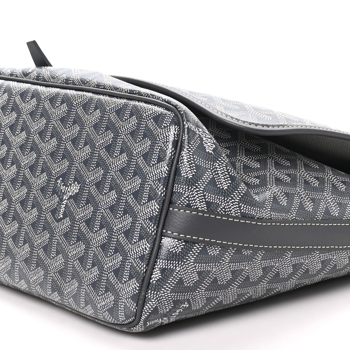 Goyard Goyardine Capetien Messenger Bag Grey 9 of 9