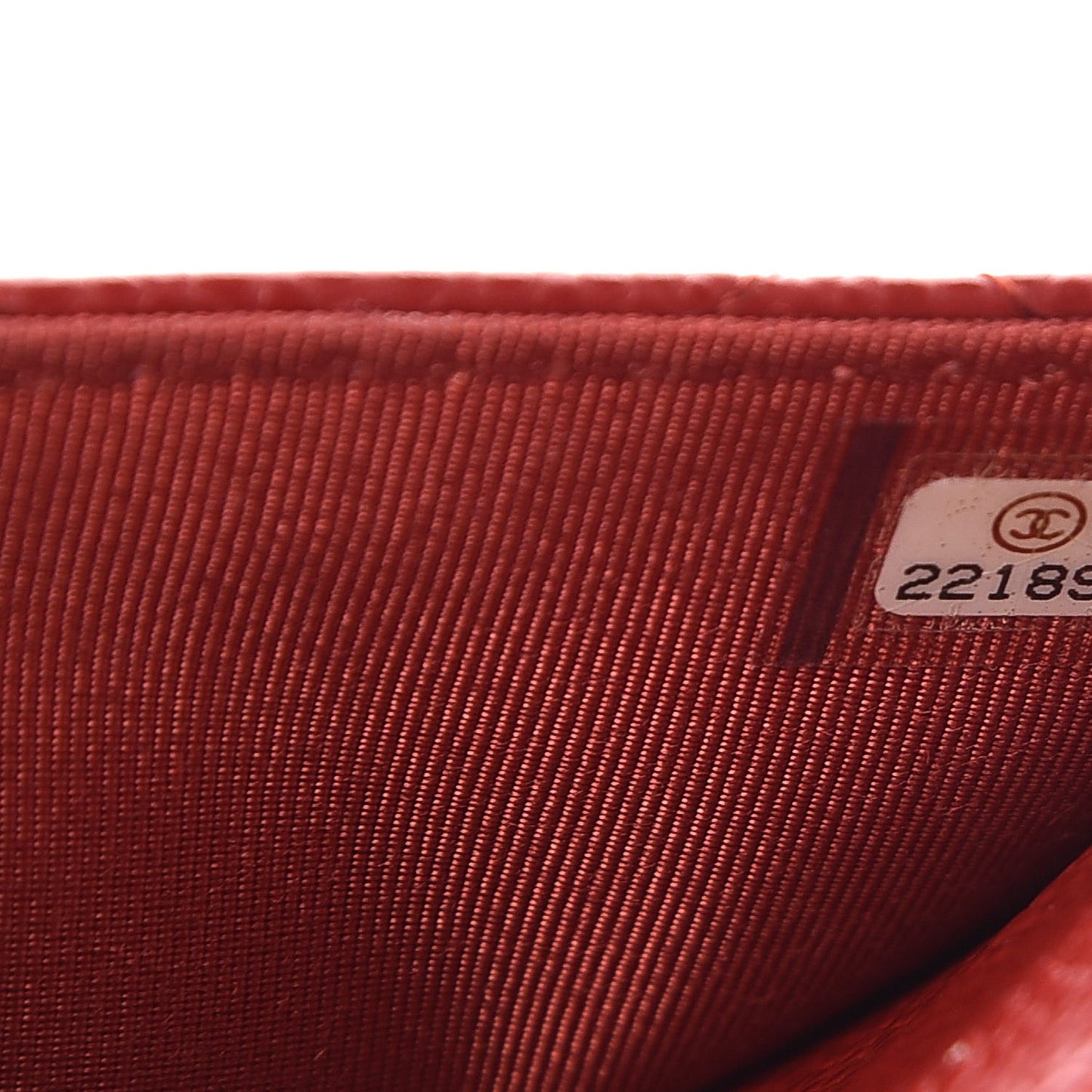 Caviar Quilted Wallet on Chain WOC Red