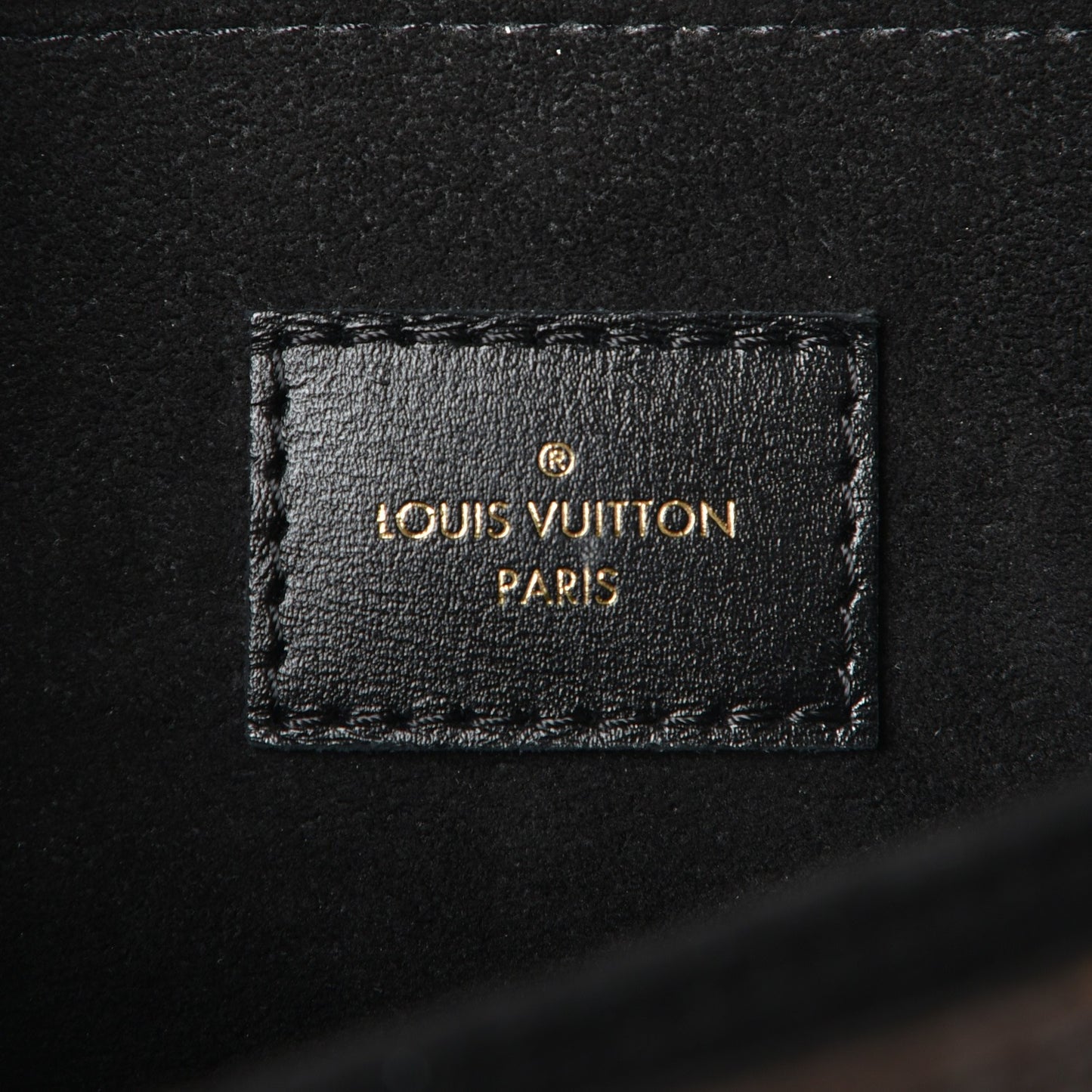 Reverse Monogram Pochette Metis