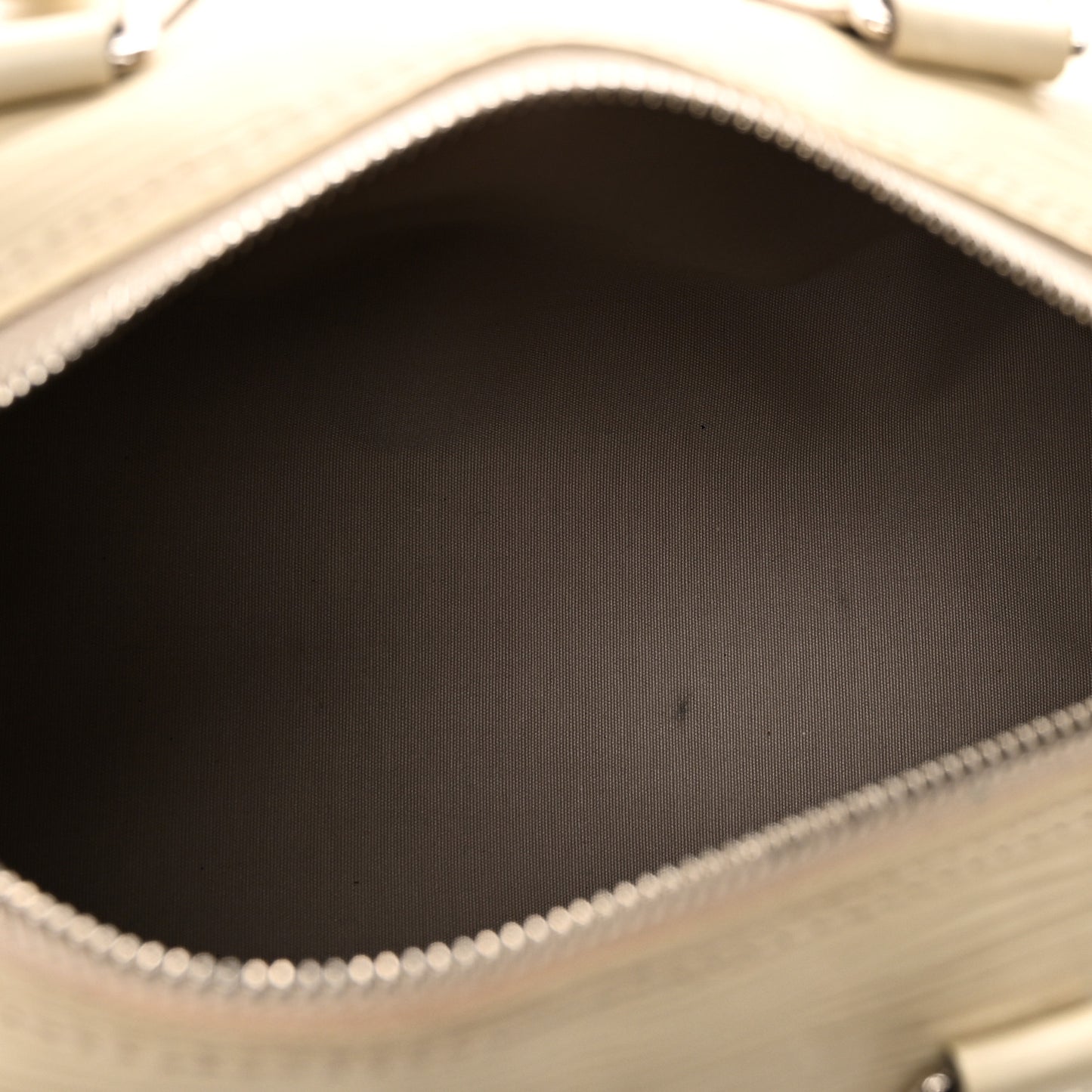 Epi Speedy 25 Ivory