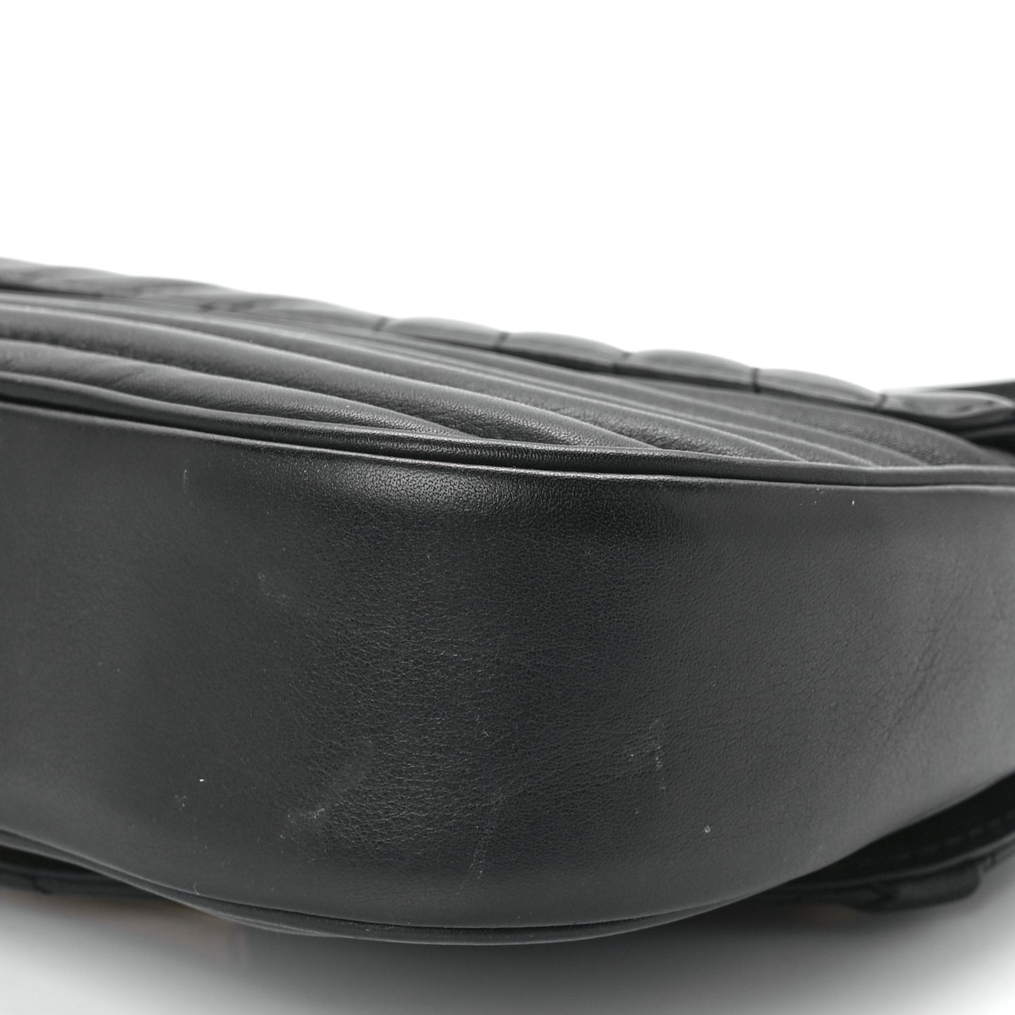 Calfskin New Wave Chain PM Black