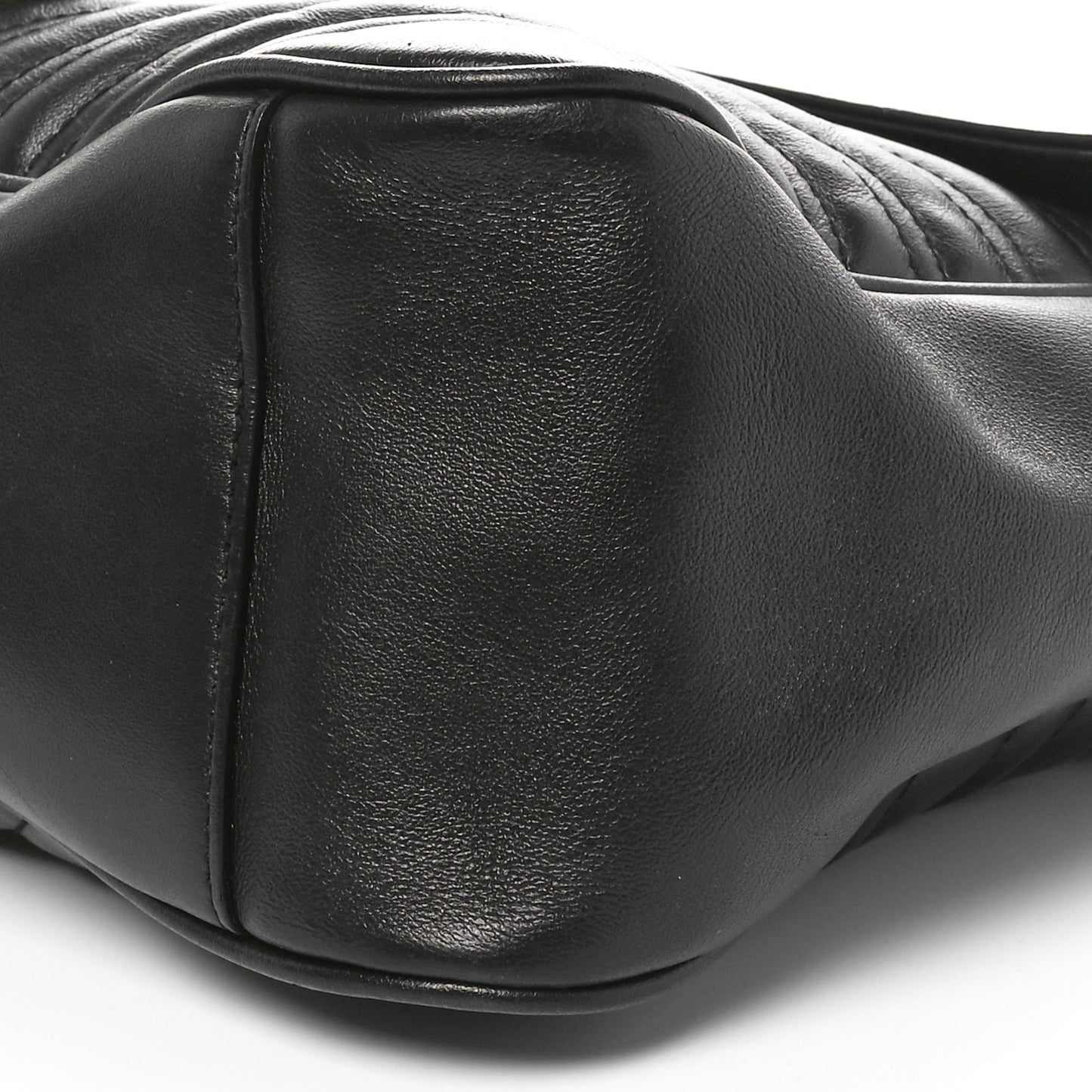 Calfskin Matelasse Large GG Marmont Shoulder Bag Black