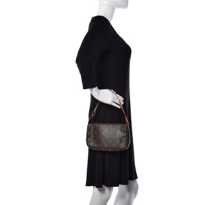 Louis Vuitton Monogram Pochette Accessories 2 of 18
