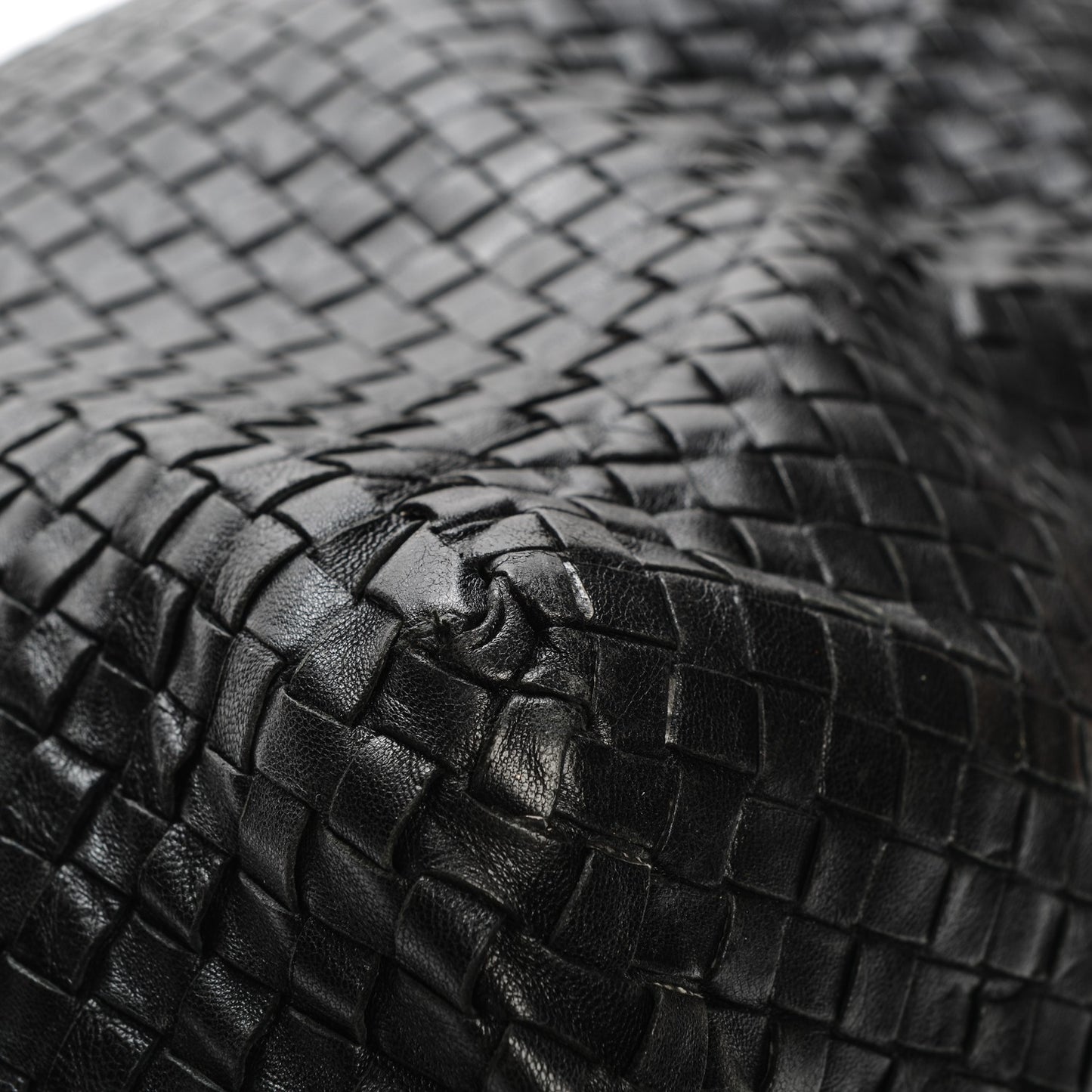 Nappa Intrecciato Large Seamless Tote Nero Black