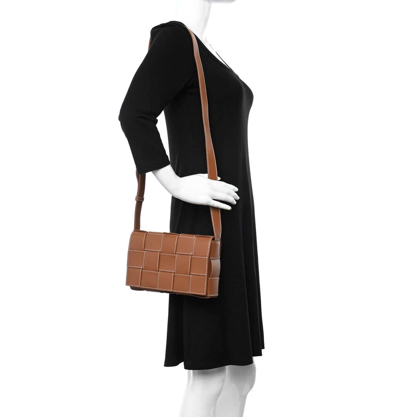 Lambskin Maxi Intrecciato Edge Stitch Cassette Crossbody Bag Wood