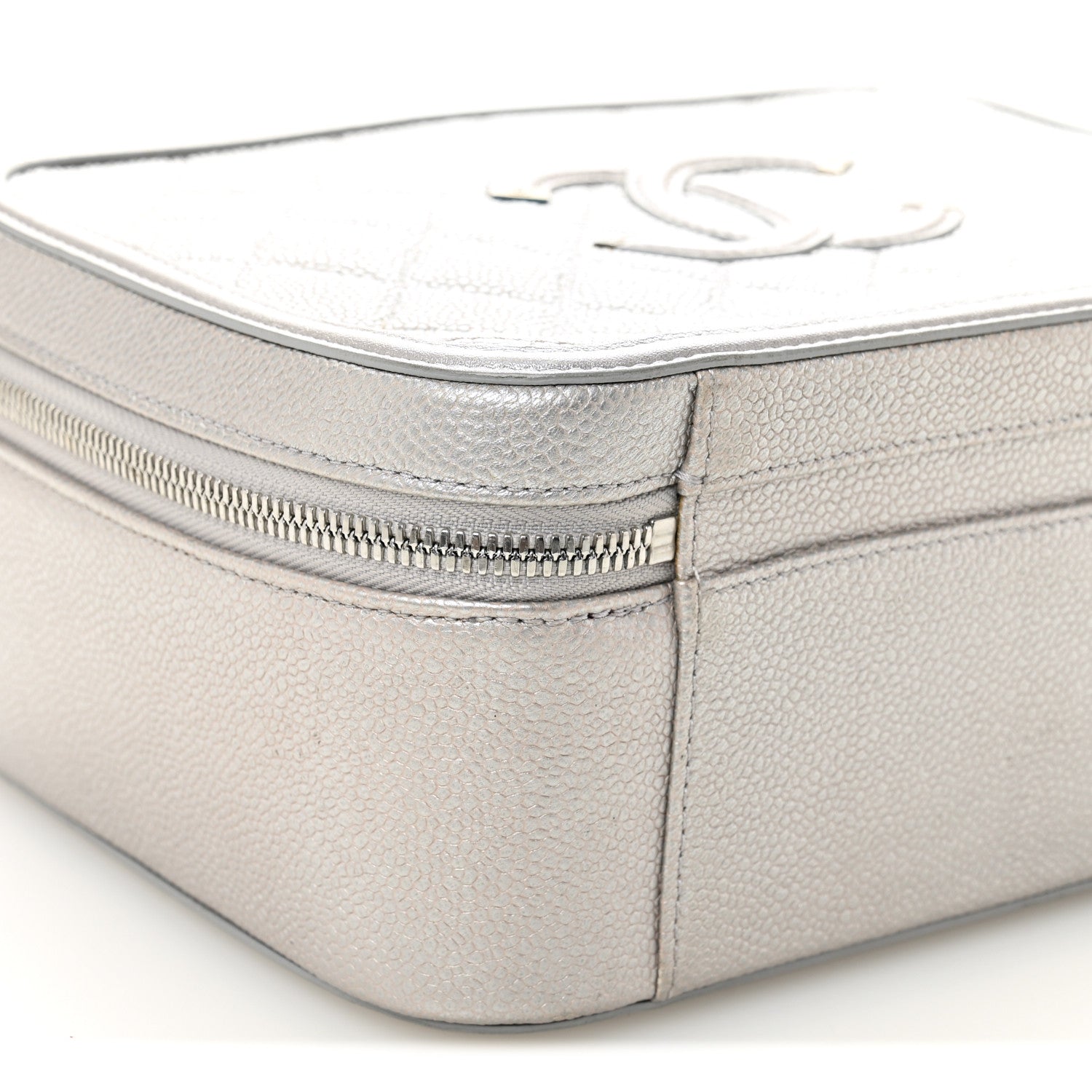 Chanel Metallic Caviar Quilted Large CC Filigree Vanity Case Silver 10 of 11