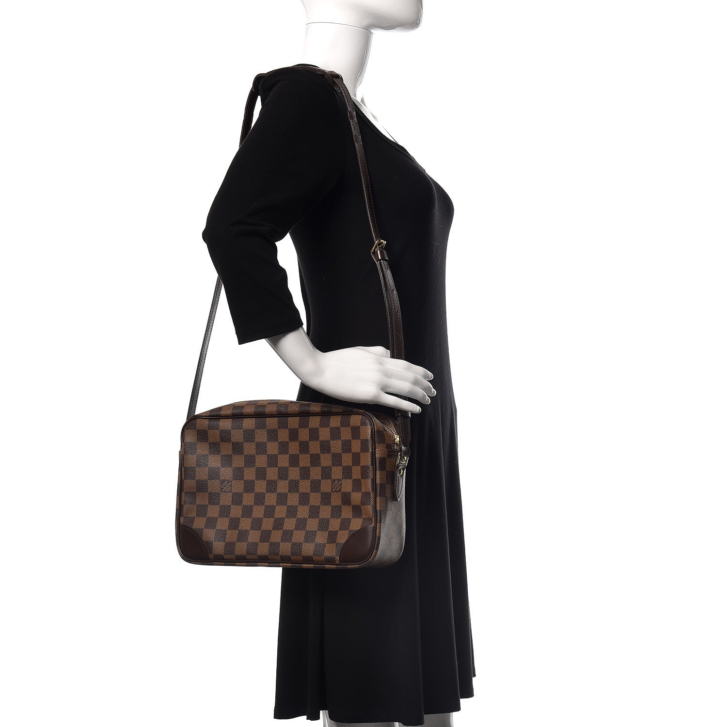 Louis Vuitton Damier Ebene Trocadero 30 3 of 11