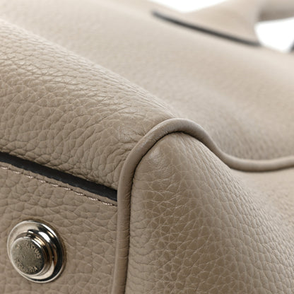 Louis Vuitton Veau Nuage Milla MM Tourterelle 12 of 12