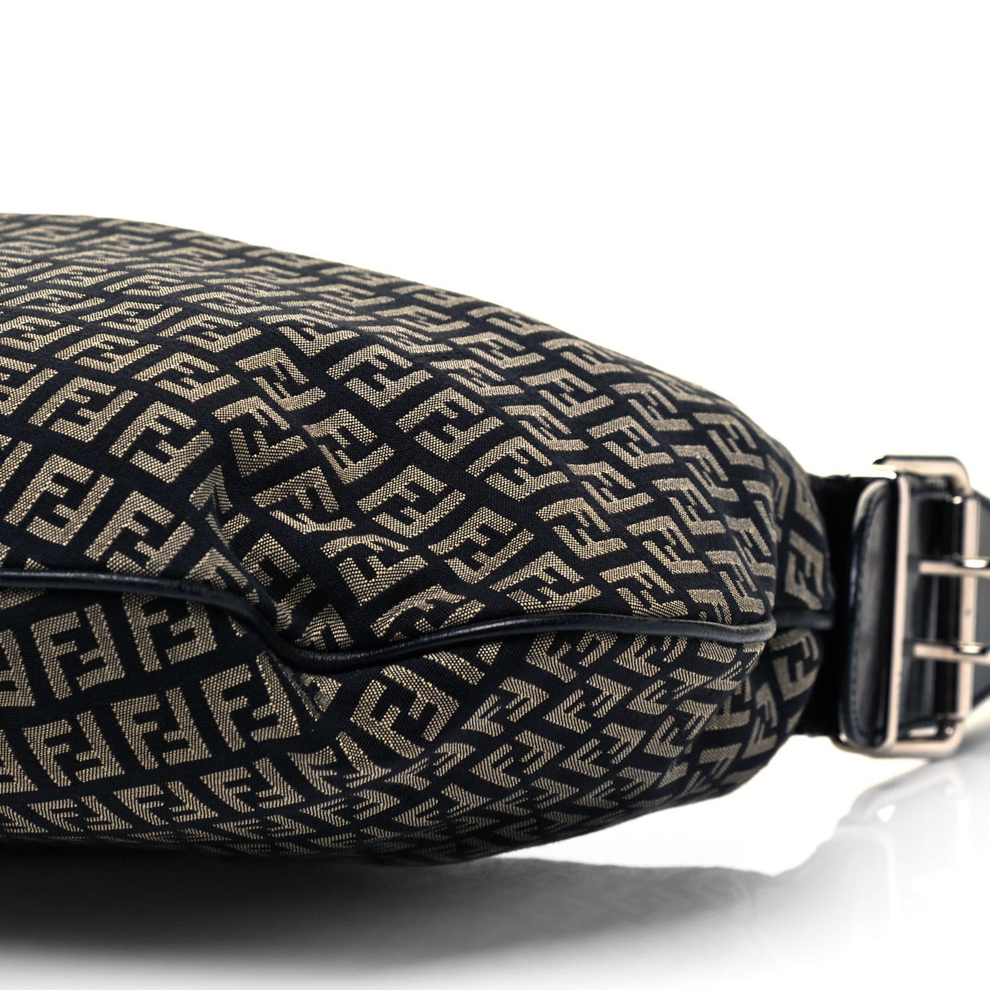 Zucchino Knit Oyster Black