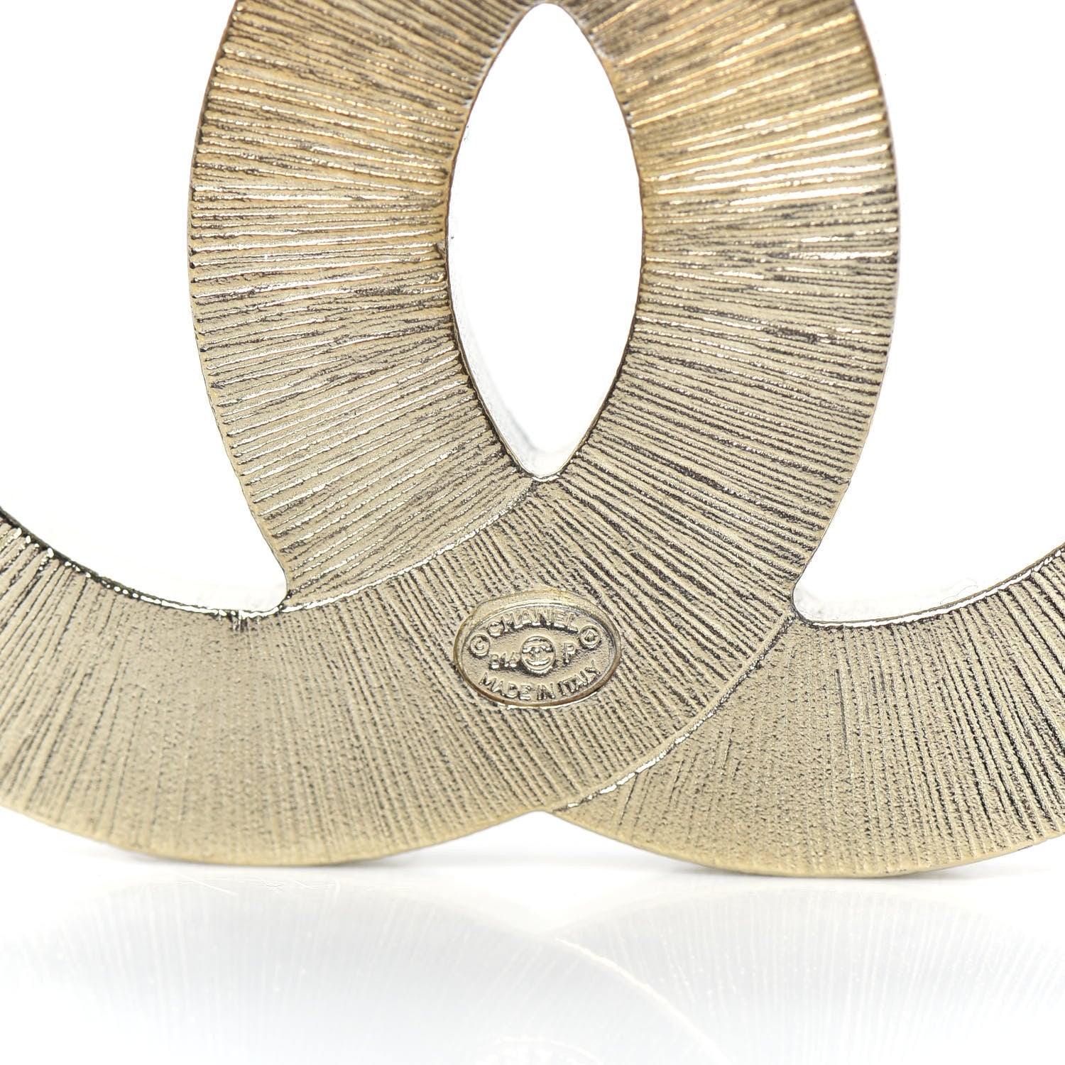 Chanel Metal Quilted CC Brooch Silver Gold 3 of 4