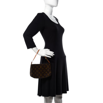 Louis Vuitton Monogram Pochette Accessories 2 of 9