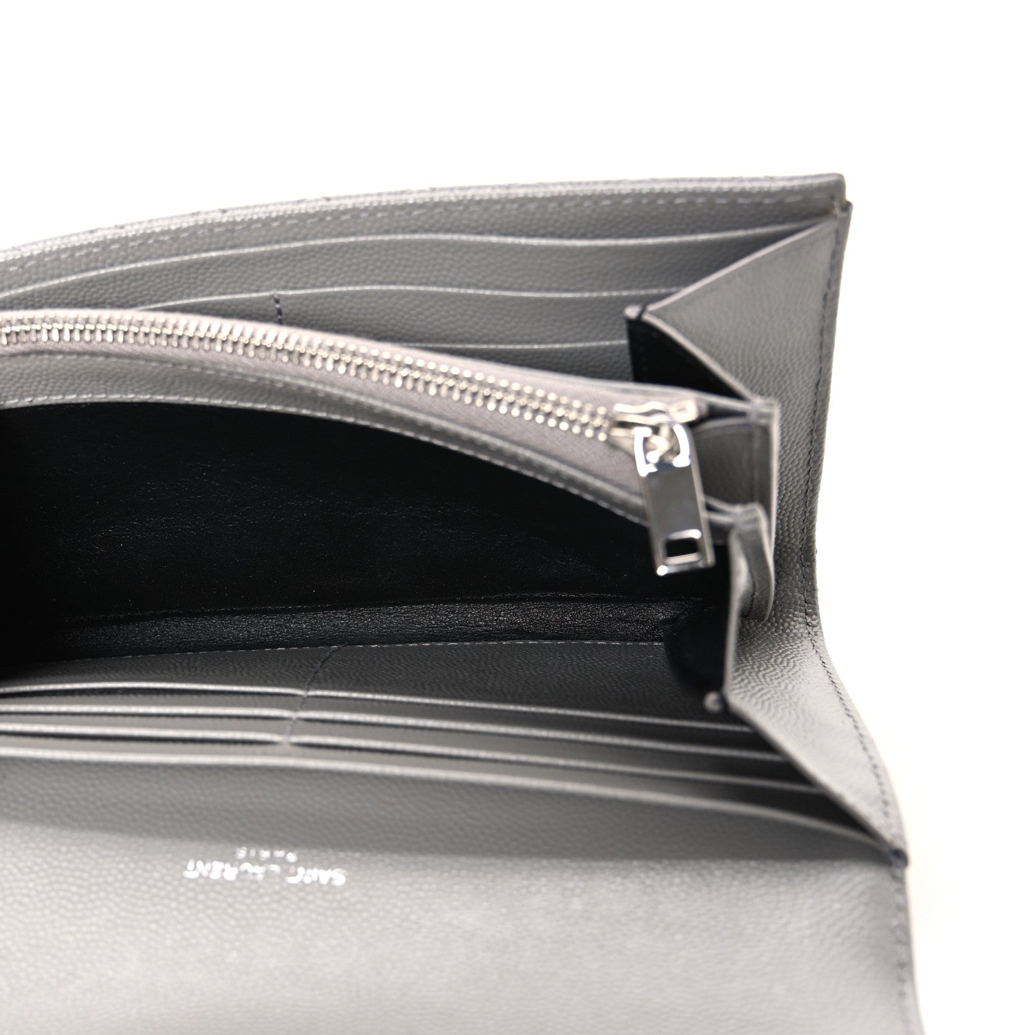 Saint Laurent Grain De Poudre Mixed Matelasse Triquilt Large Monogram Wallet Stone 5 of 8