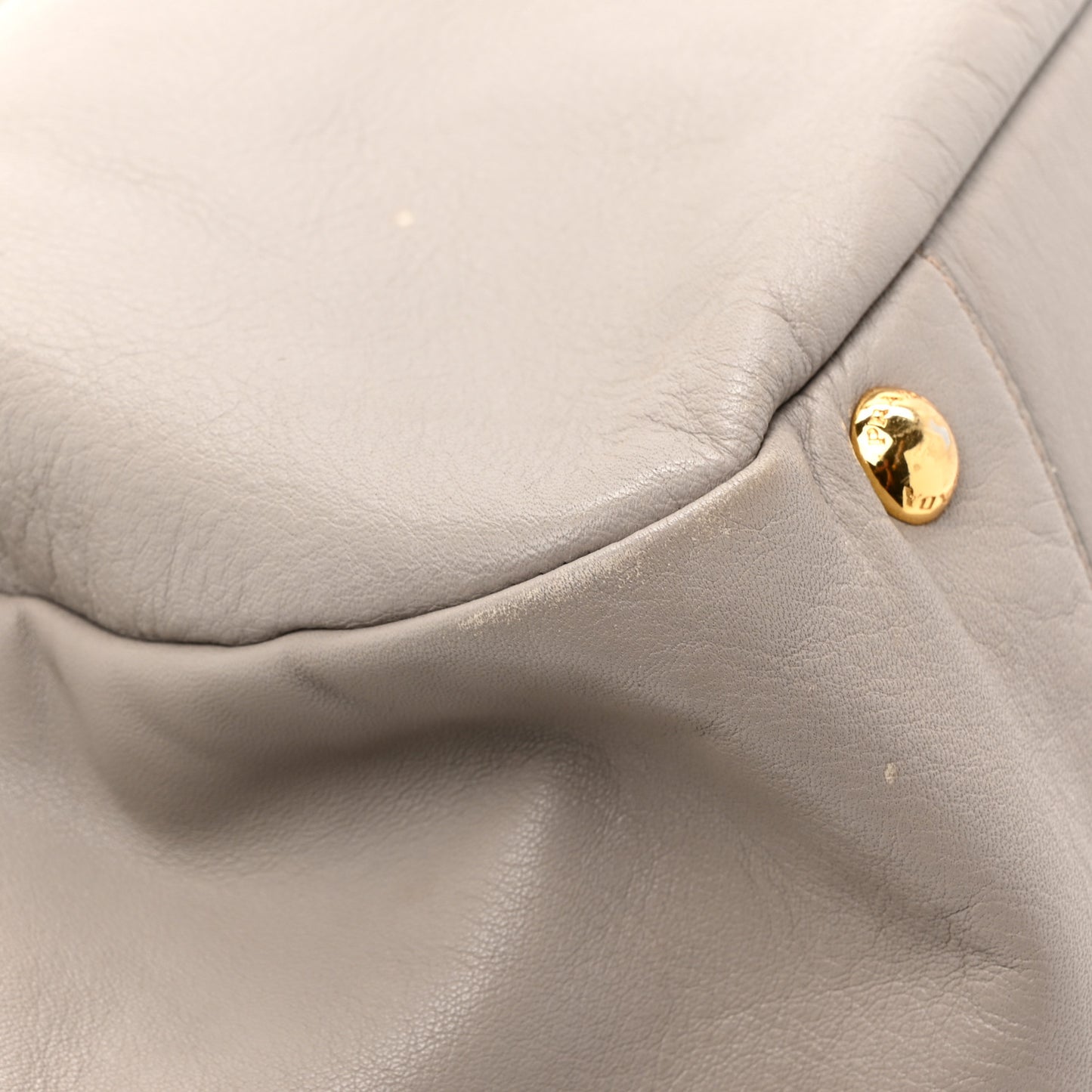 Soft Calf Chain Tote Ghiaccio