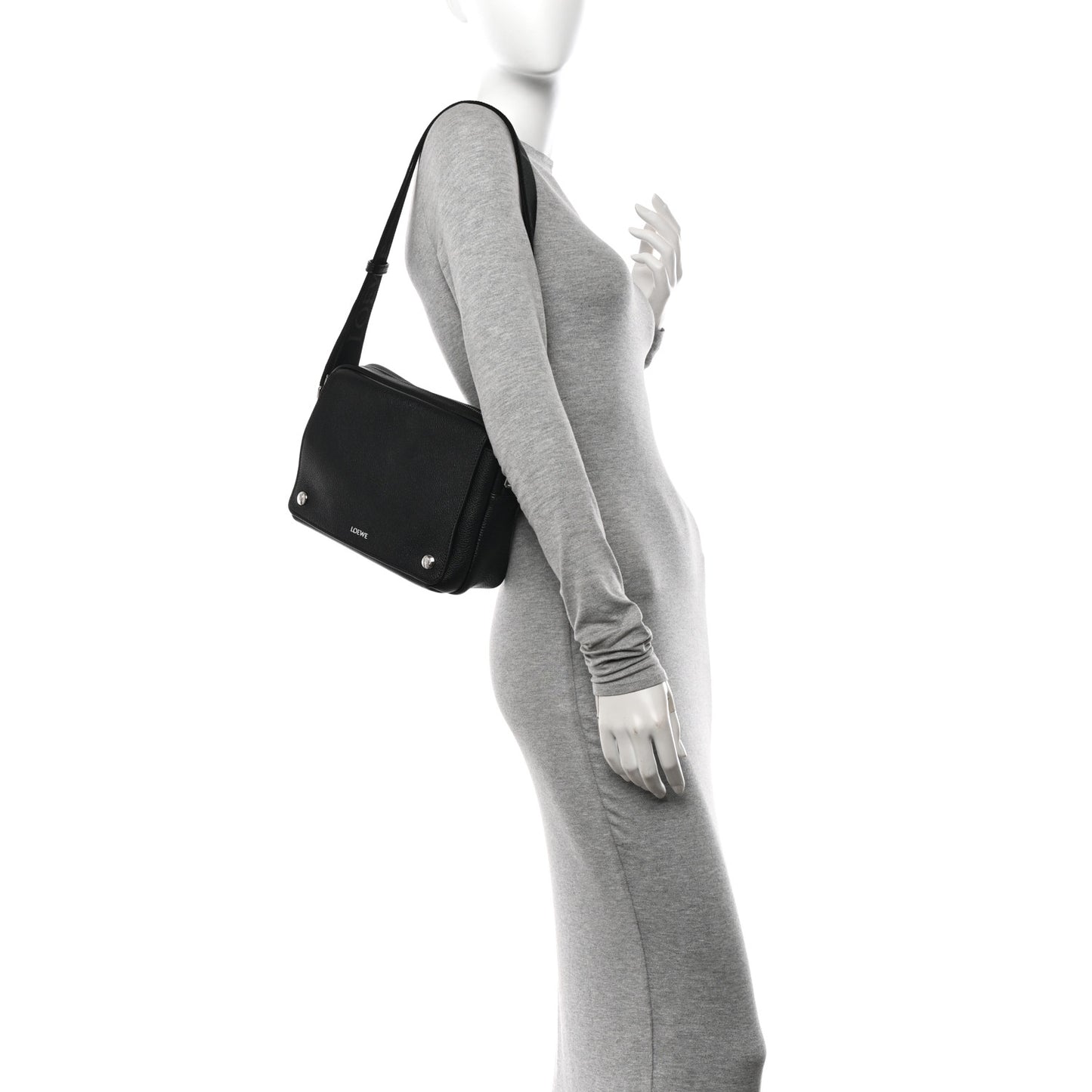 Supple Grained Calfskin Medium Messenger Bag Black