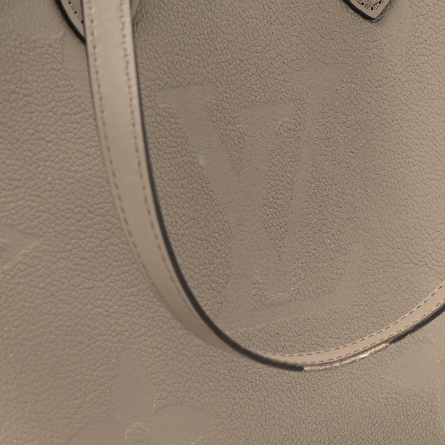 Louis Vuitton Empreinte Monogram Giant Onthego MM Tourterelle 10 of 12