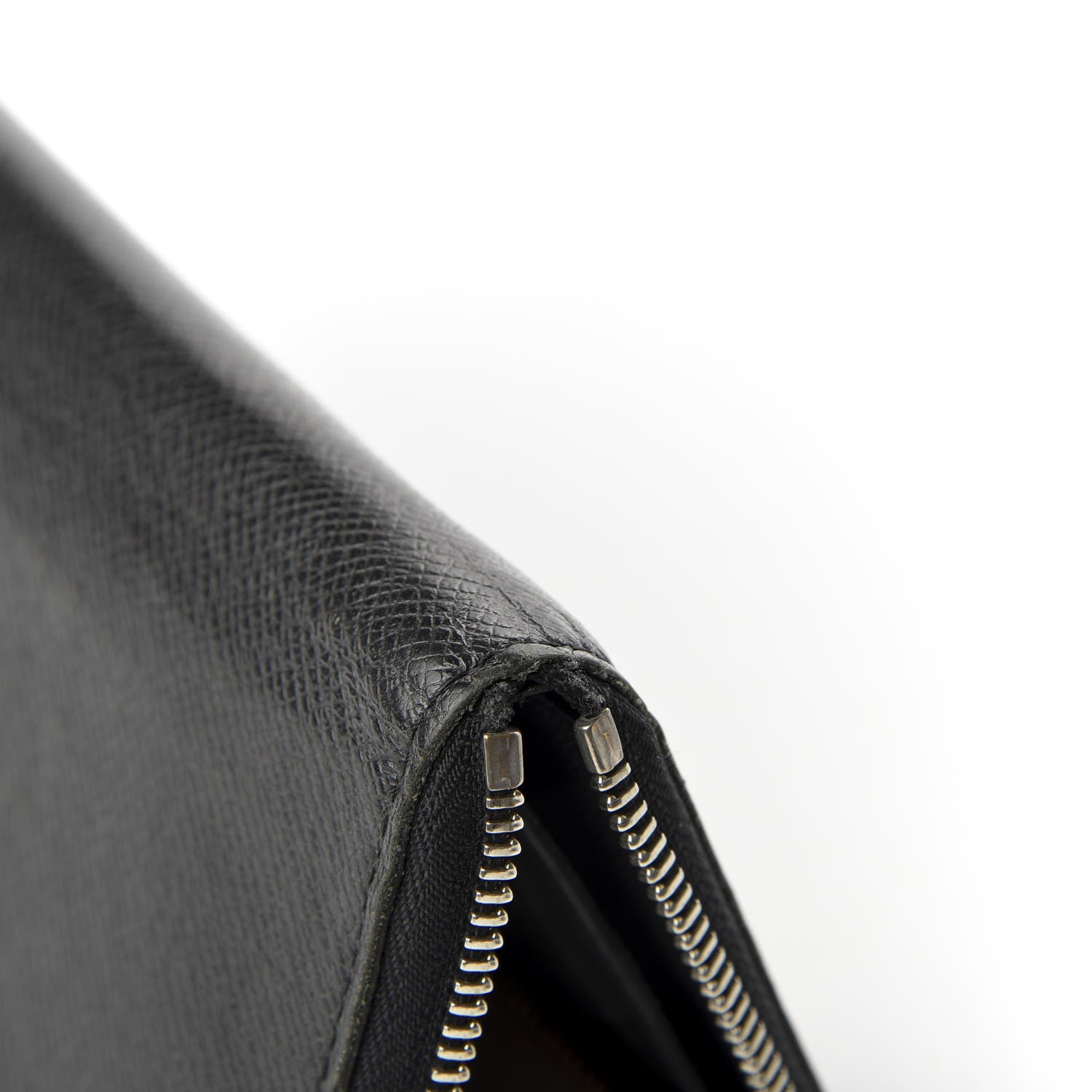 Louis Vuitton Taiga Vertical Zippy Wallet Ardoise 8 of 10