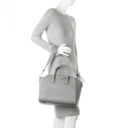 Givenchy Sugar Goatskin Medium Antigona Pearl Grey 2 of 8