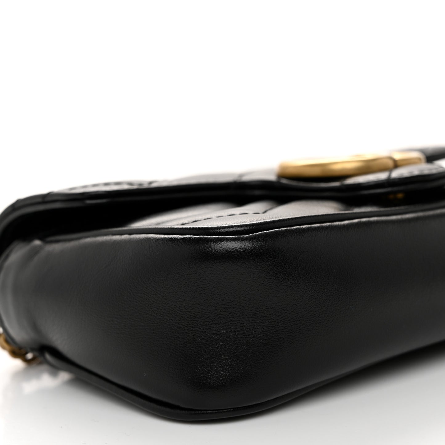 Calfskin Matelasse Super Mini GG Marmont Shoulder Bag Black