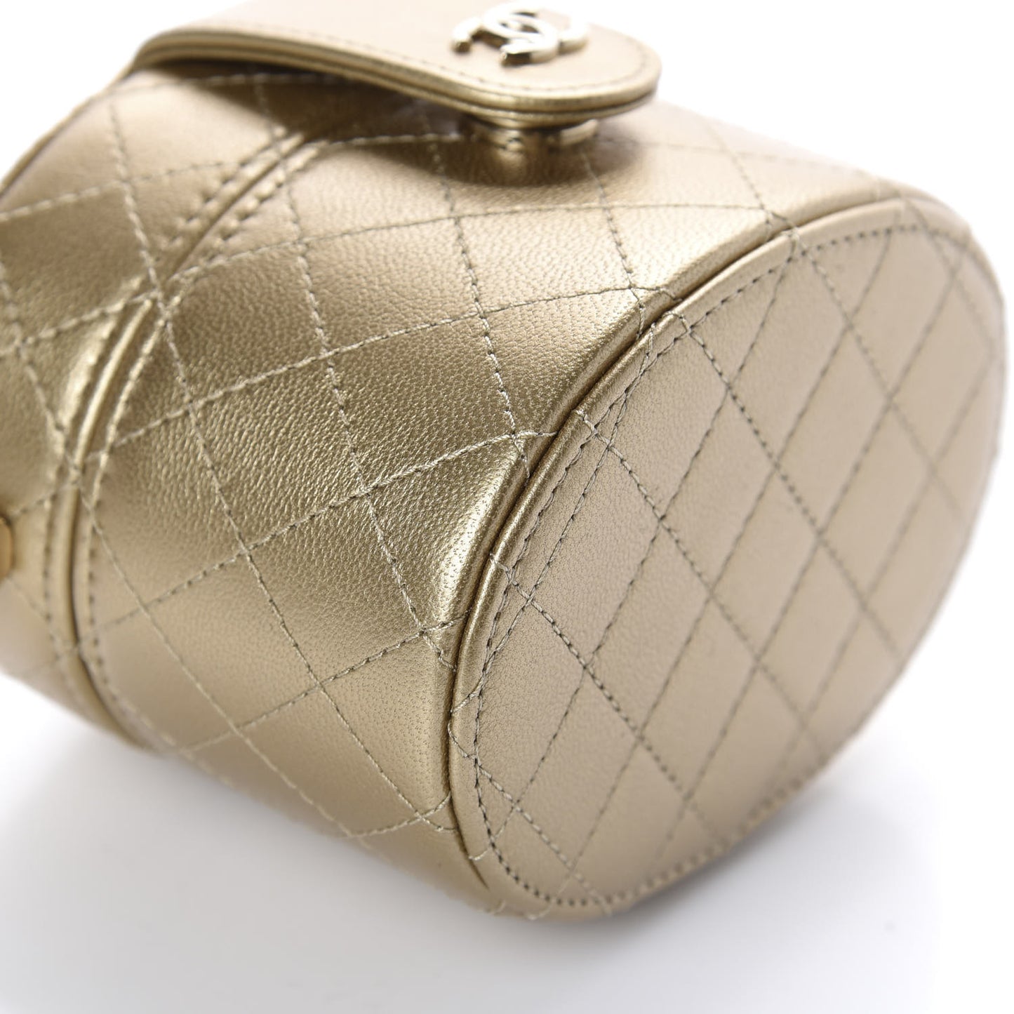 Metallic Lambskin Quilted Round Mini Vanity Case With Chain Gold